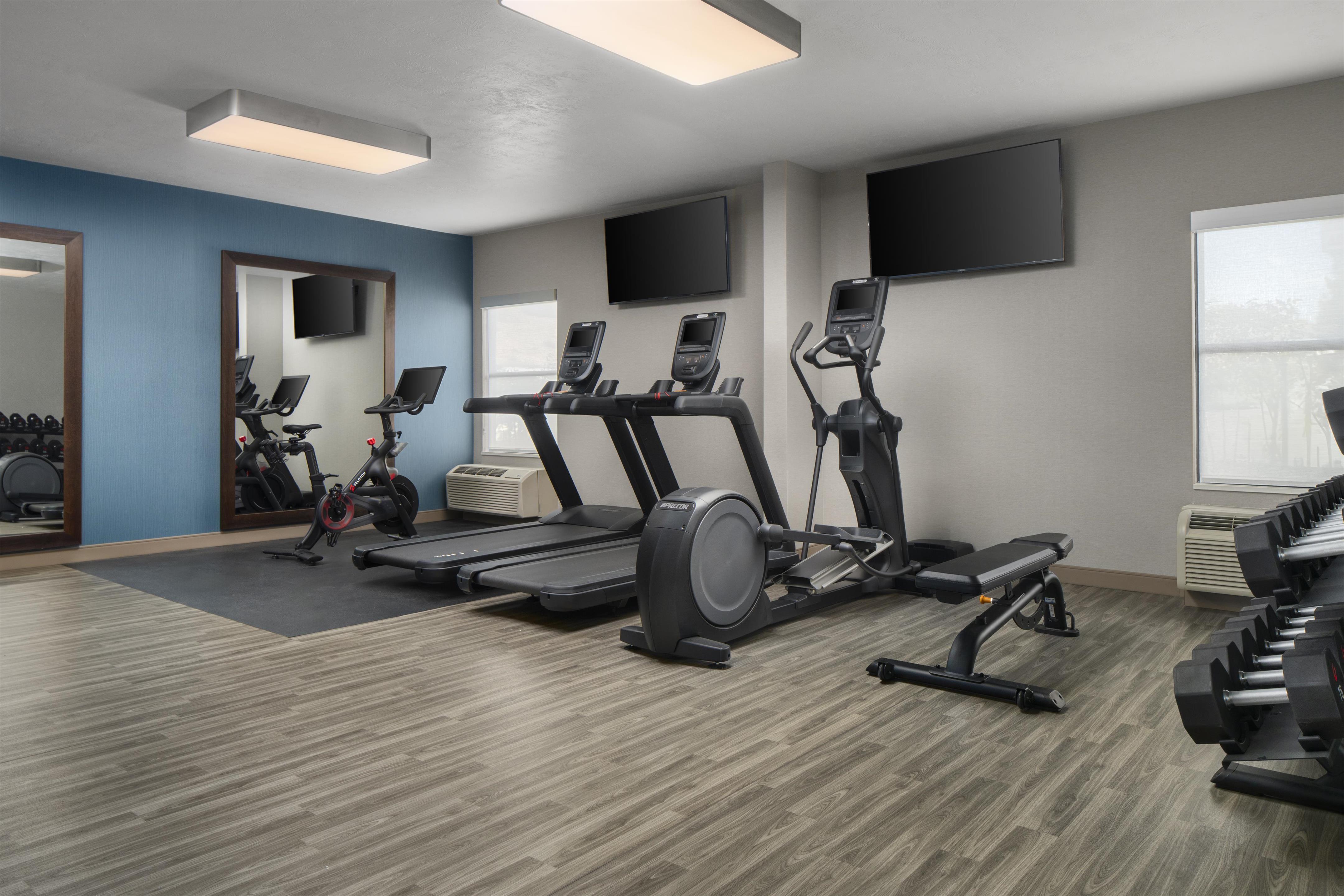 Health club fitness center gym | Hampton Inn St George