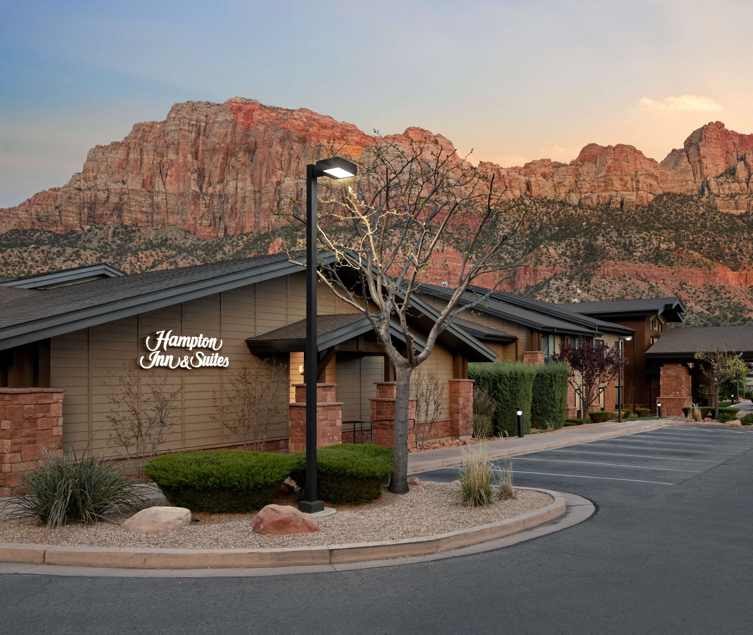 Exterior | Hampton Inn & Suites Springdale/Zion National Park