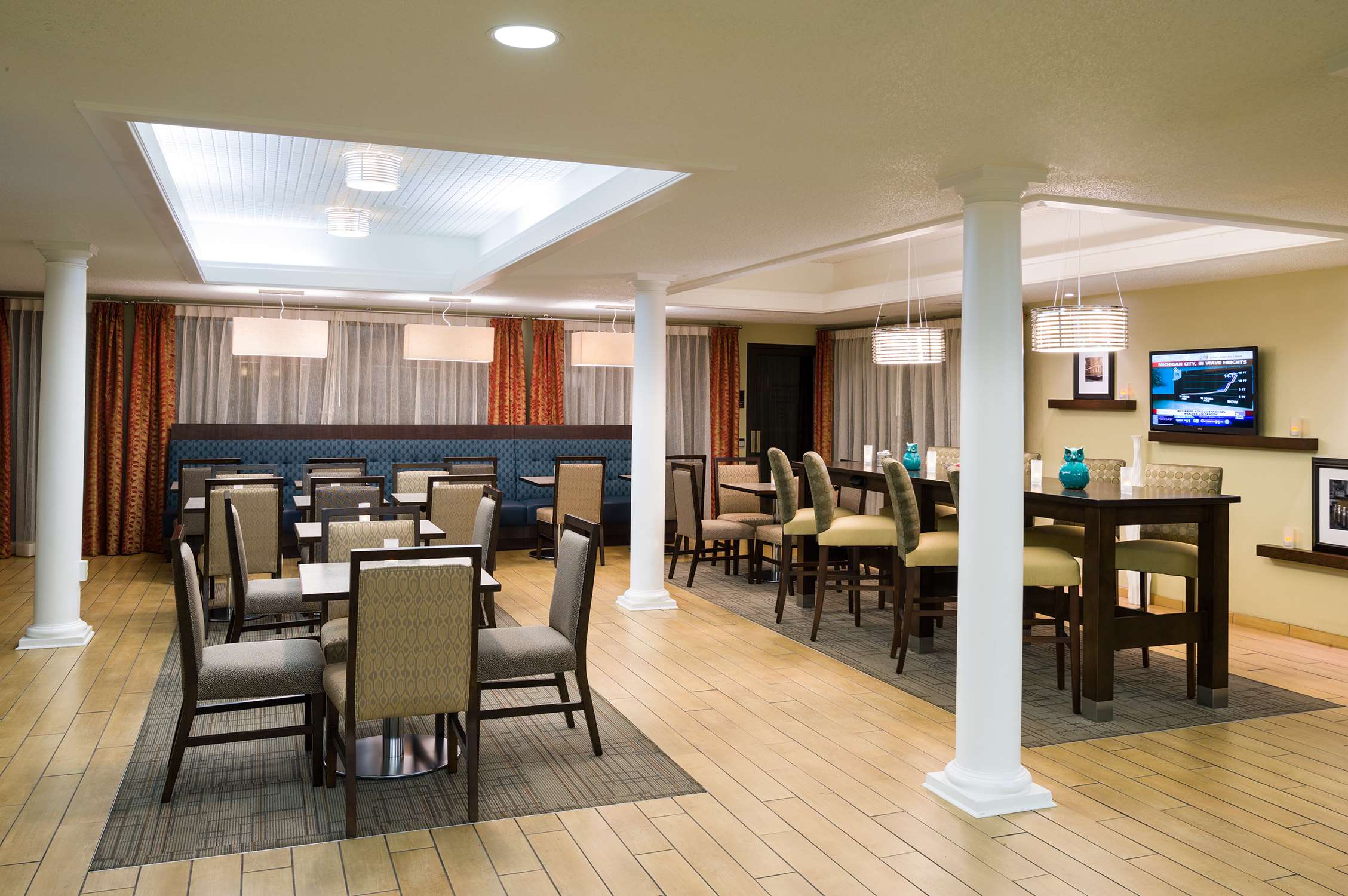 Breakfast Area | Hampton Inn Selinsgrove/Shamokin Dam