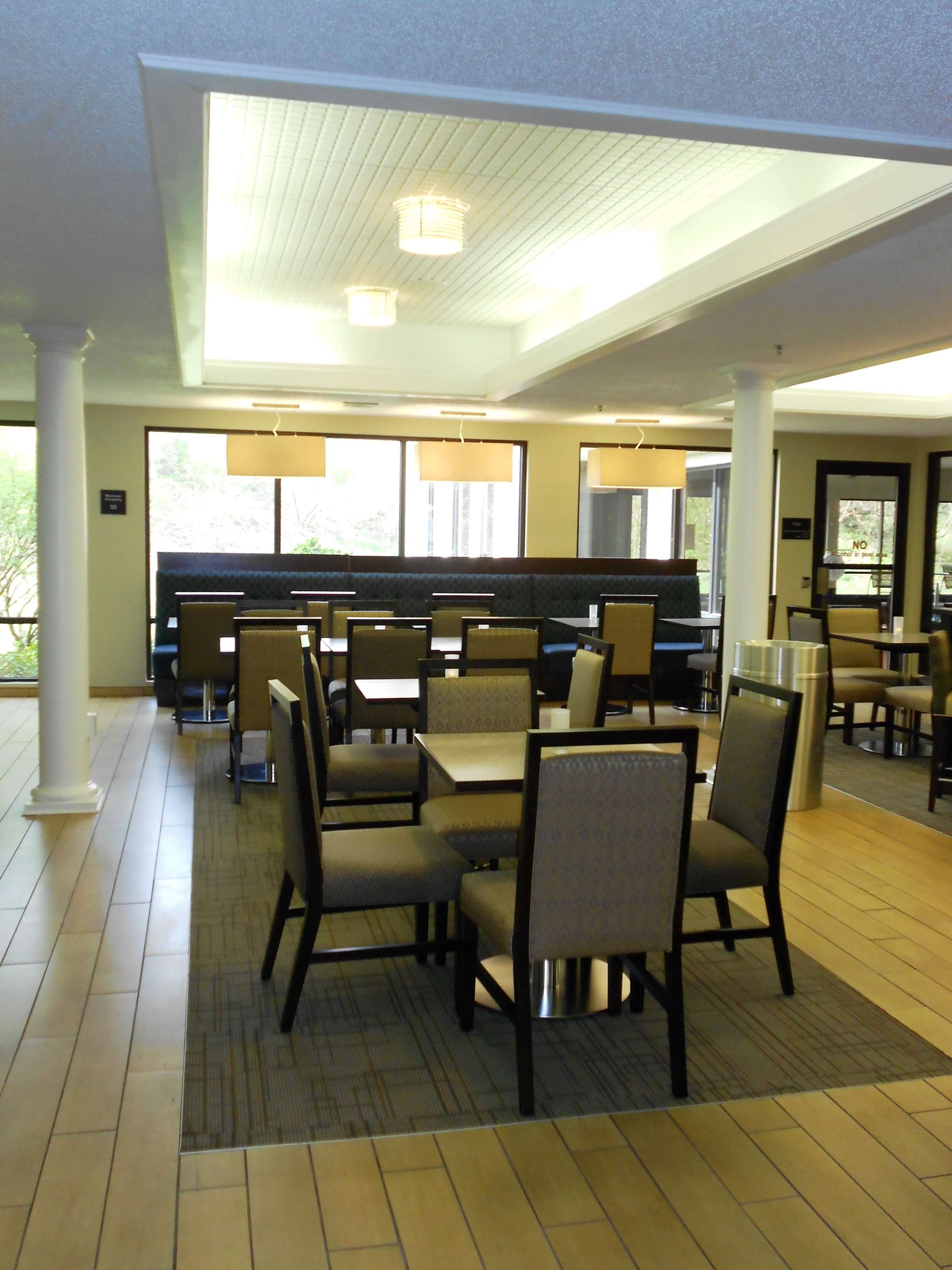 Breakfast Area | Hampton Inn Selinsgrove/Shamokin Dam