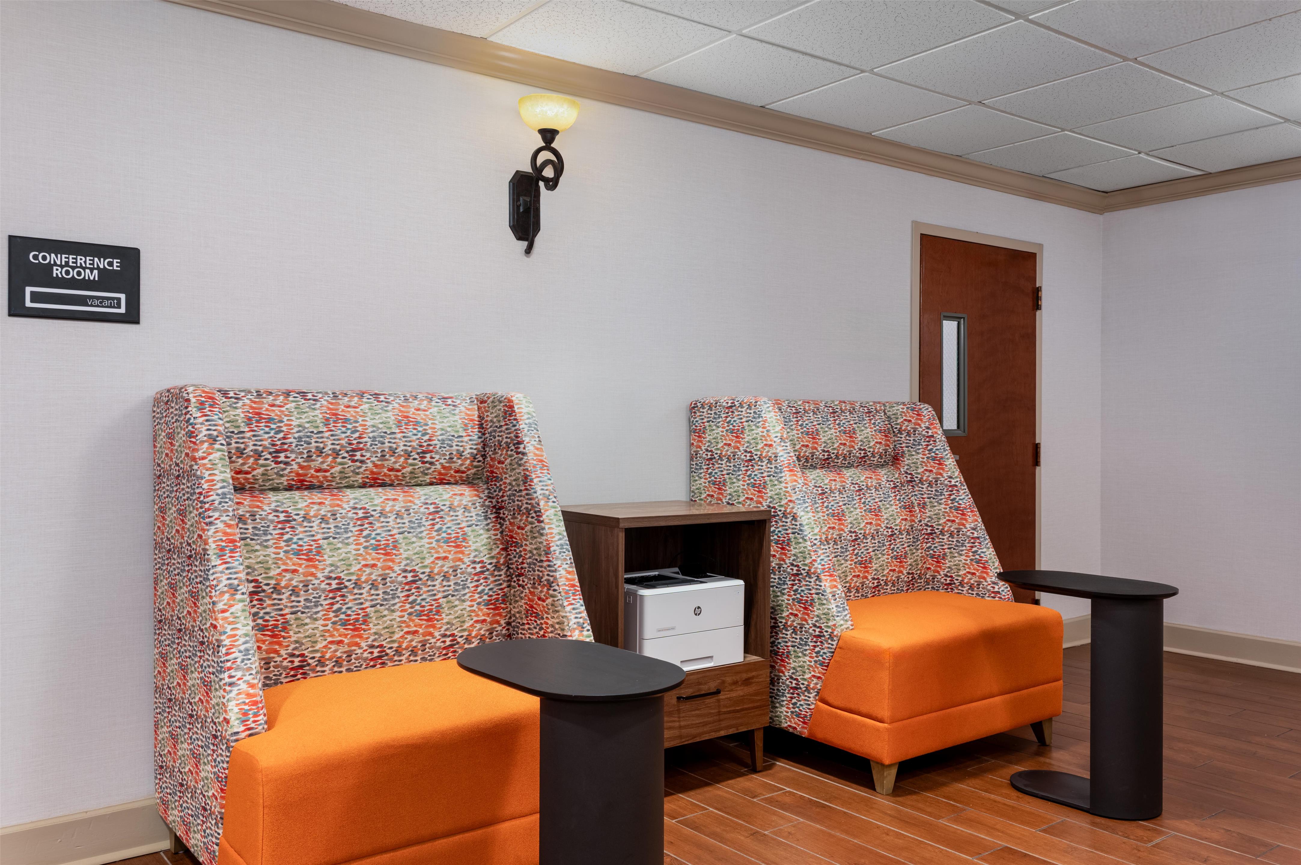 Business Center | Hampton Inn South Hill