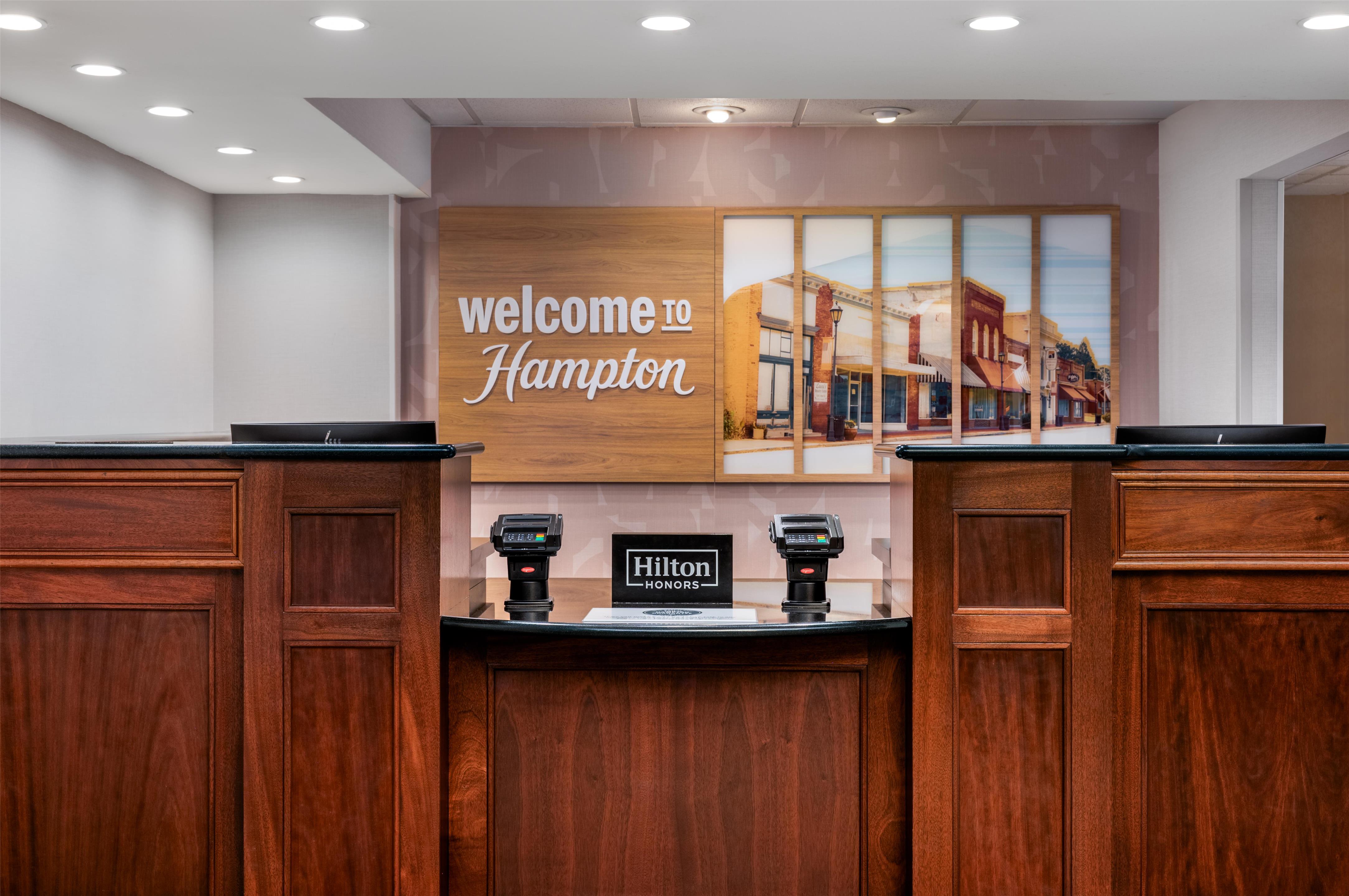 Reception | Hampton Inn South Hill