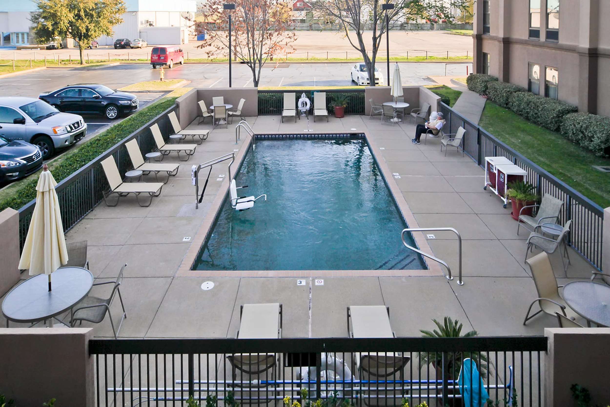 Pool | Hampton Inn Shreveport/Bossier City