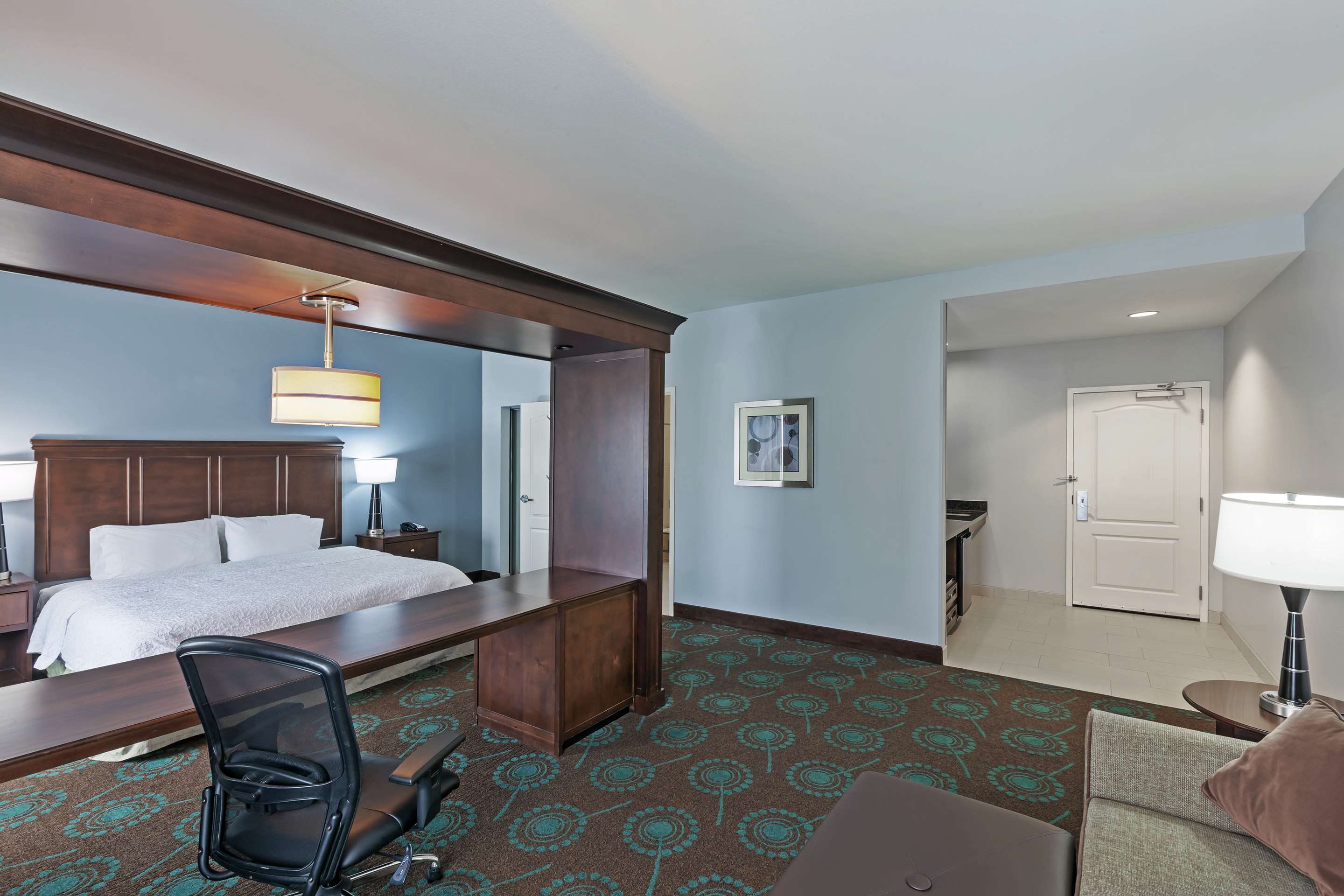 Guest room