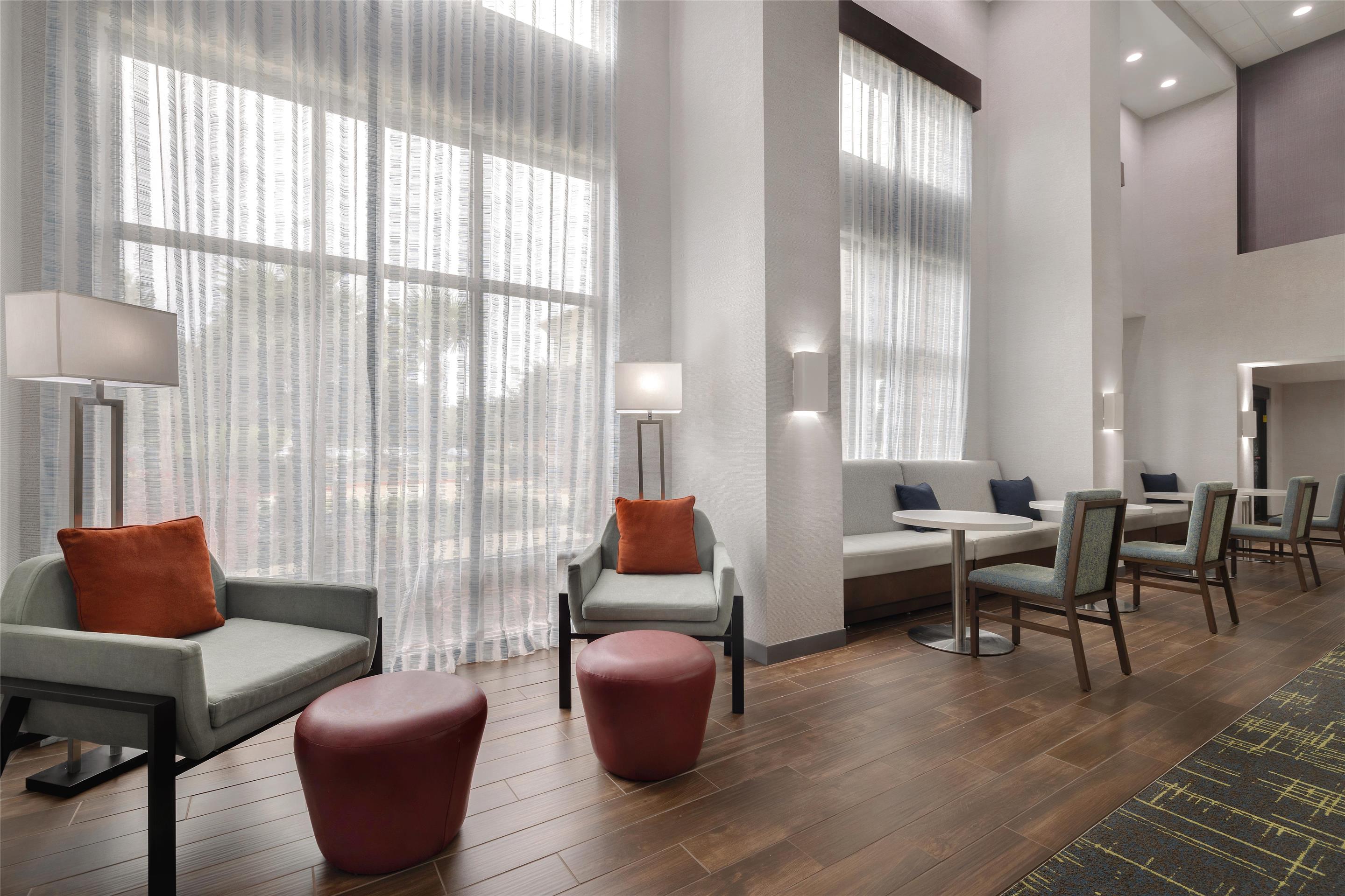 Lobby | Hampton Inn & Suites Shreveport/South