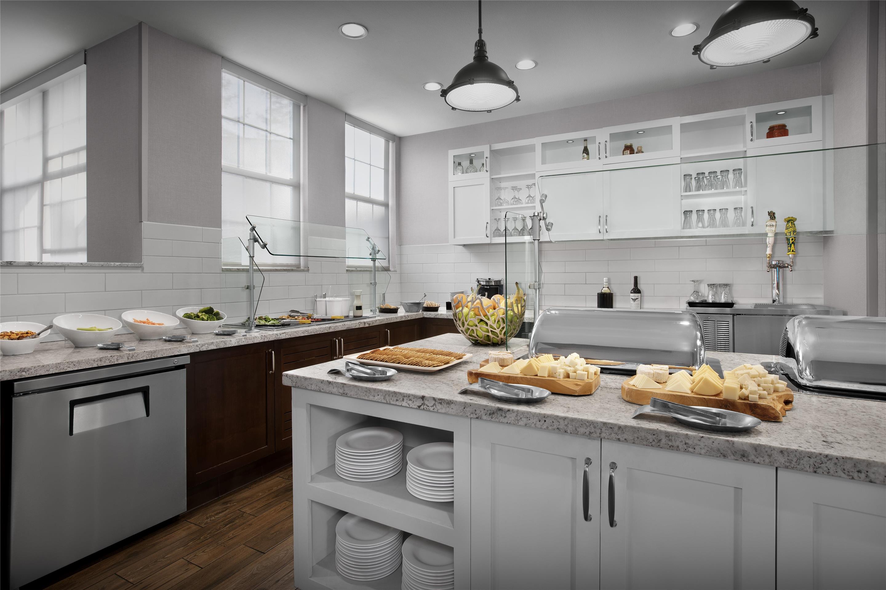 Restaurant | Homewood Suites by Hilton San Jose Airport-Silicon Valley