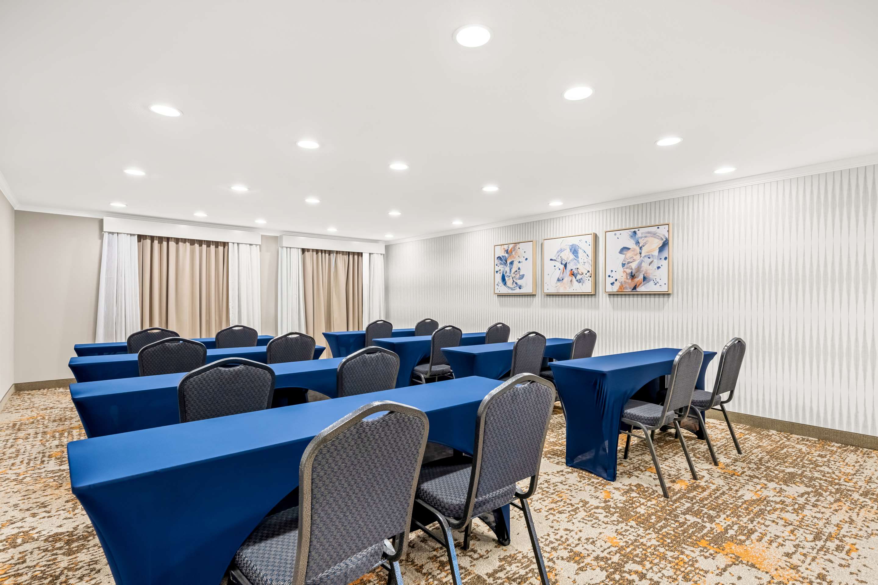 Meeting Room | Hampton Inn Morgan Hill