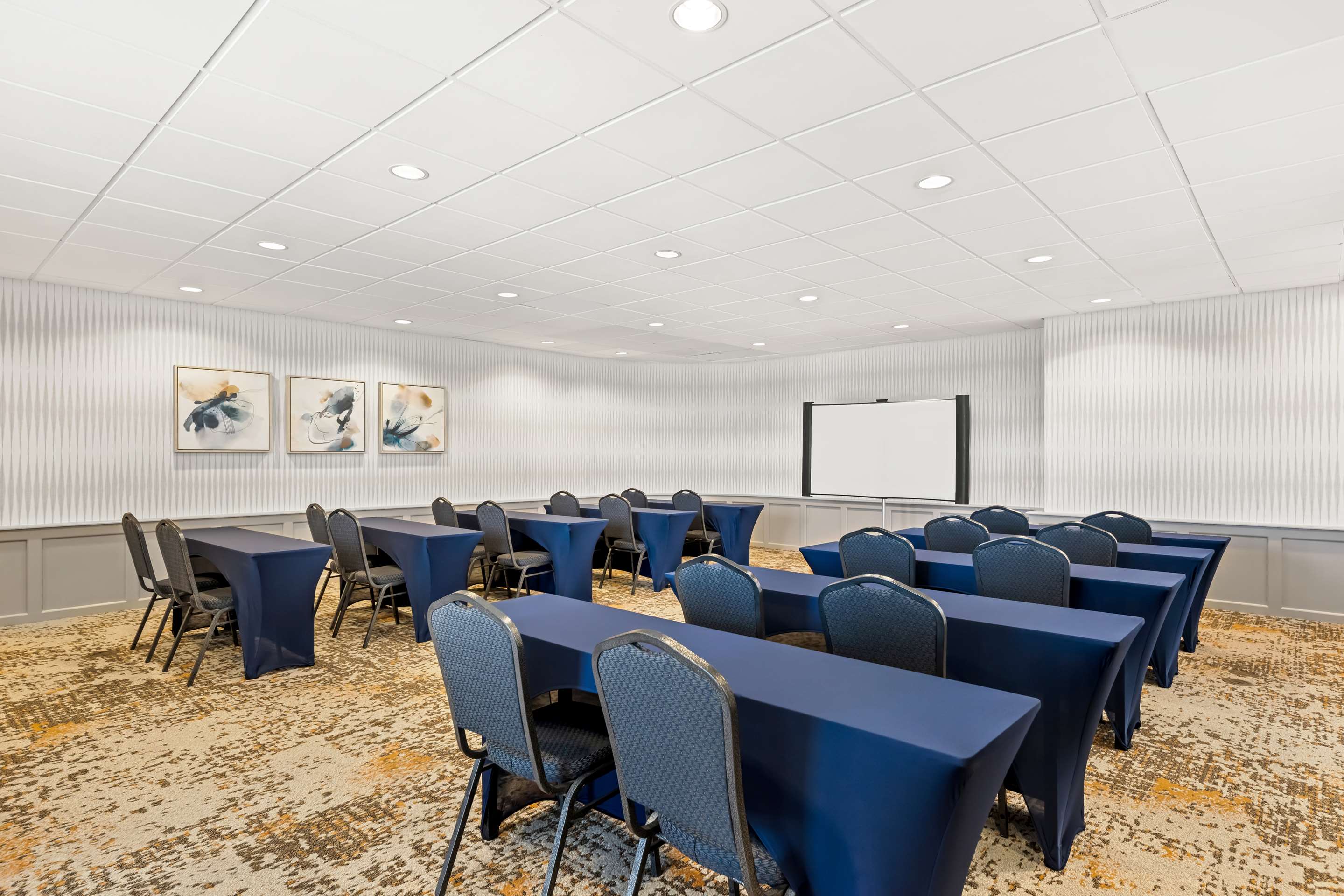 Meeting Room | Hampton Inn Morgan Hill