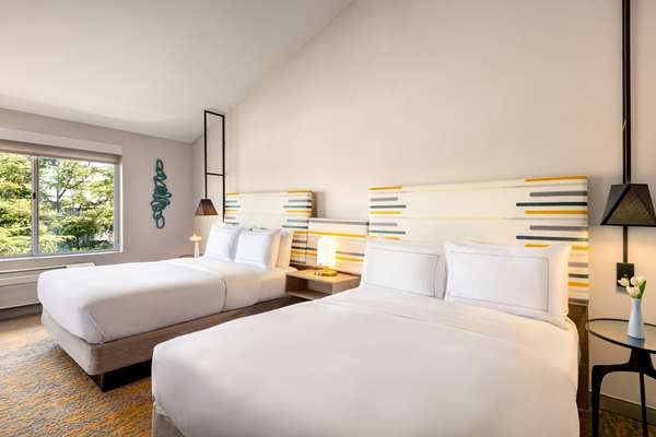  - DoubleTree by Hilton Hotel Pruneyard Plaza Campbell