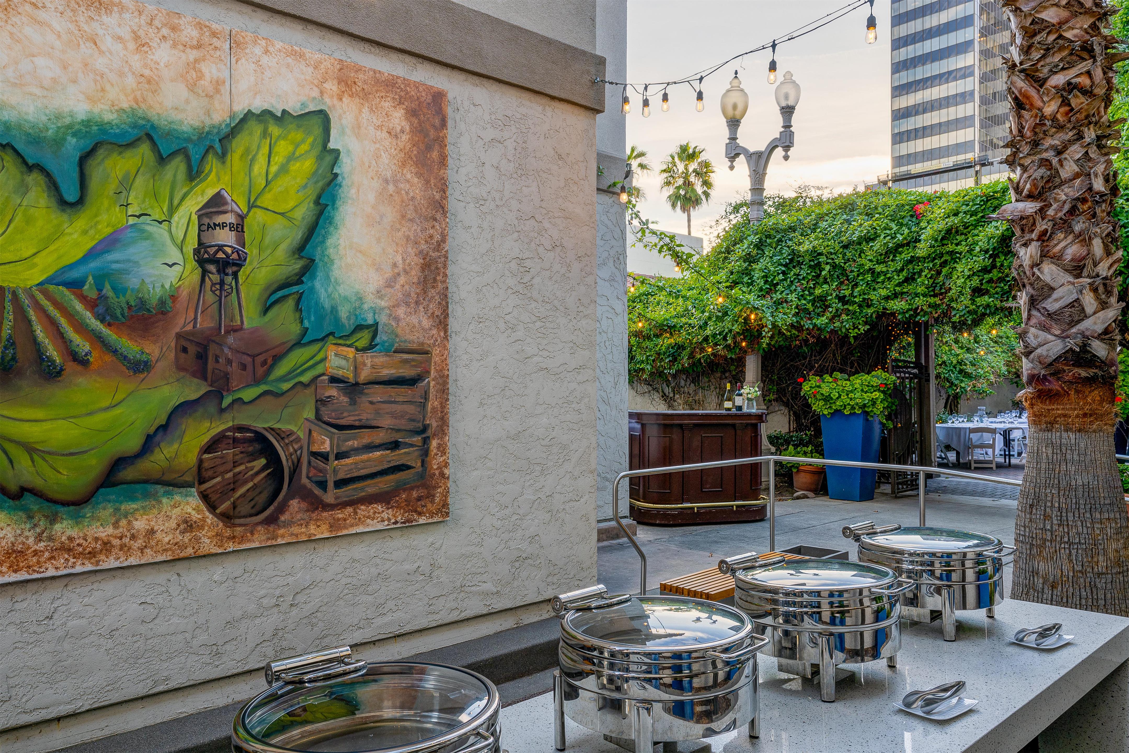 Exterior | Doubletree by Hilton Campbell - Pruneyard Plaza