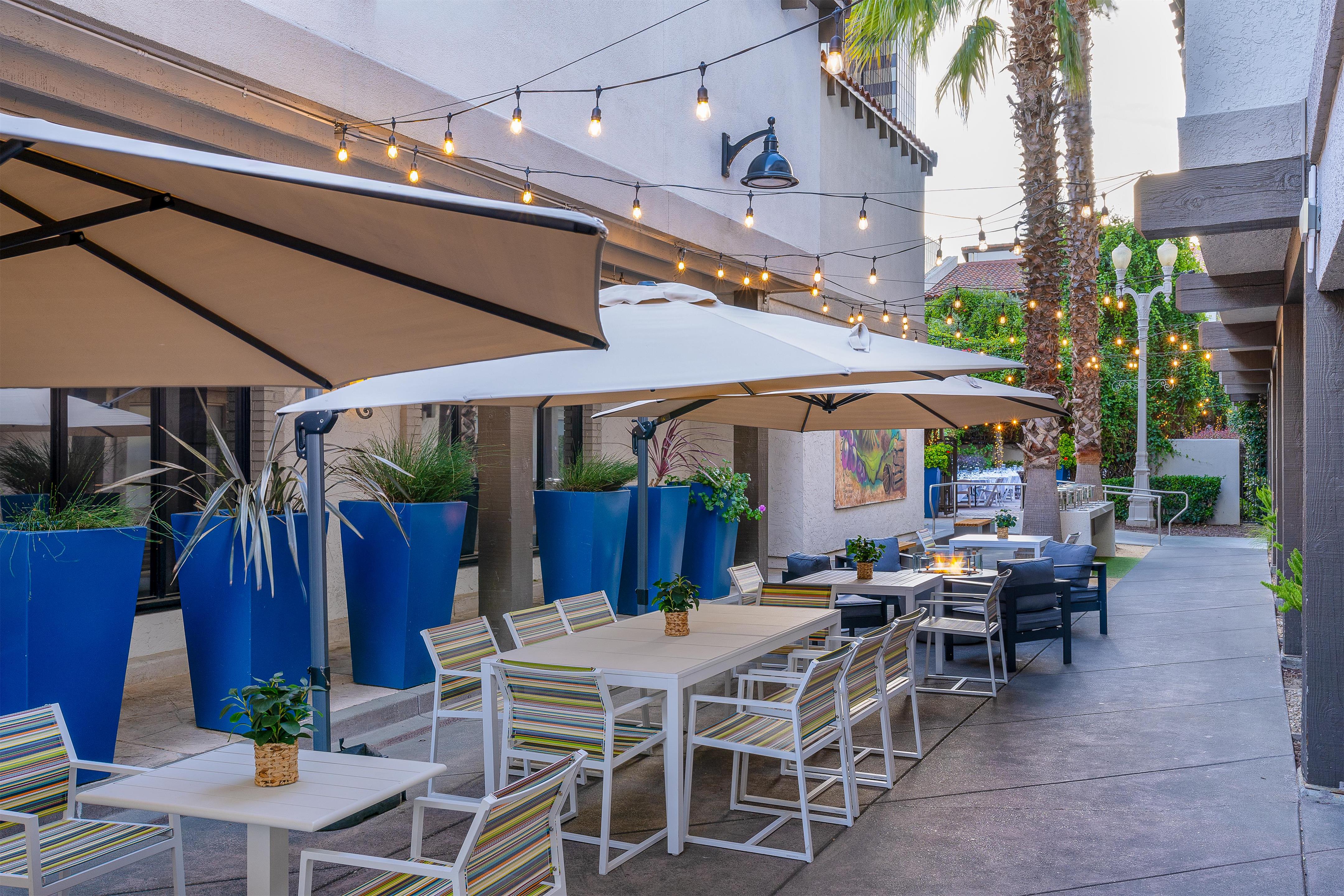 Restaurant | Doubletree by Hilton Campbell - Pruneyard Plaza