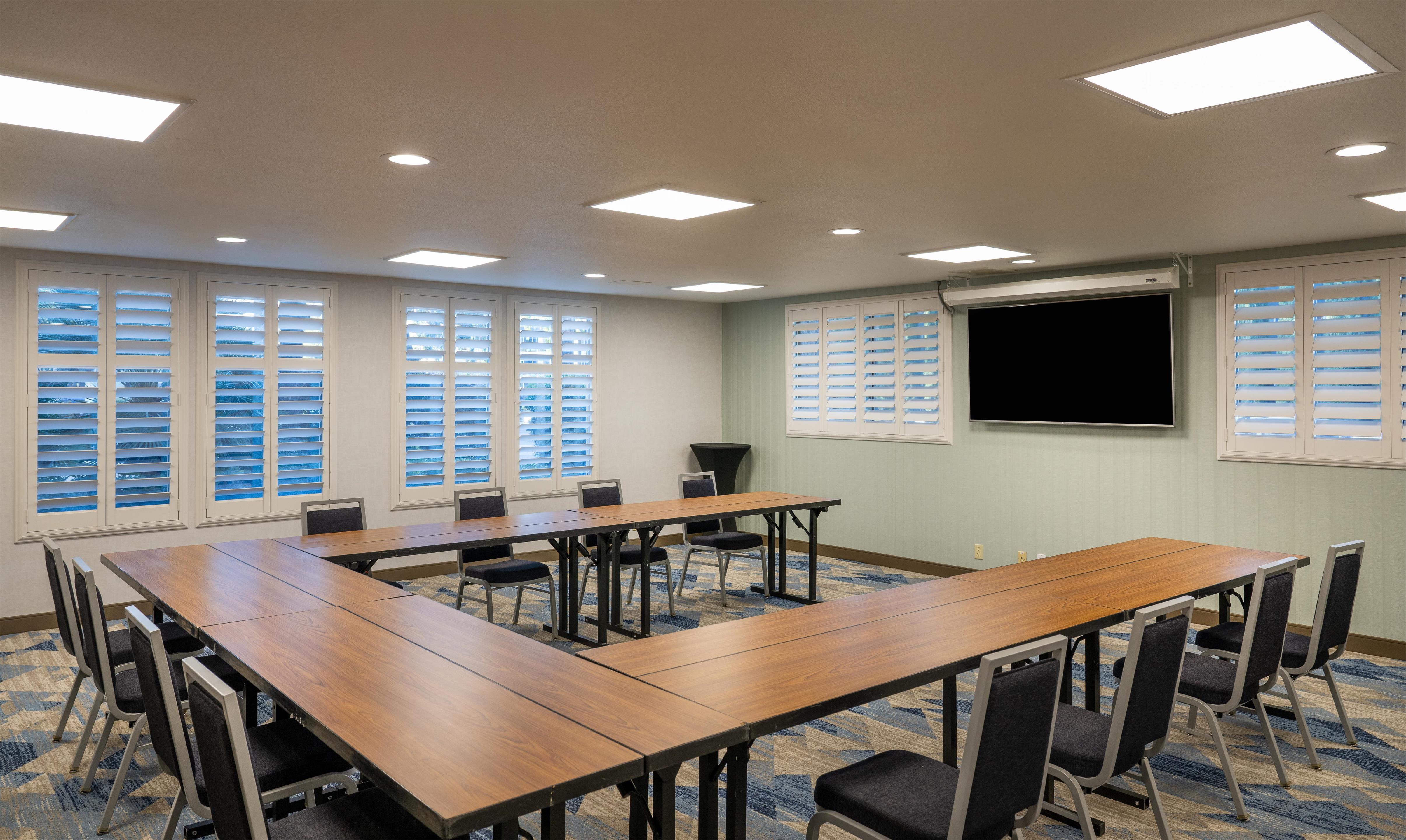 Meeting Room | Doubletree by Hilton Campbell - Pruneyard Plaza