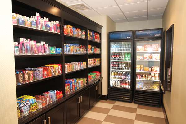 Restaurant - Hampton Inn Milan - I-80 & I-90, Exit 118