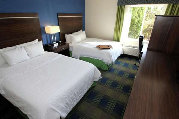  - Hampton Inn Sandusky