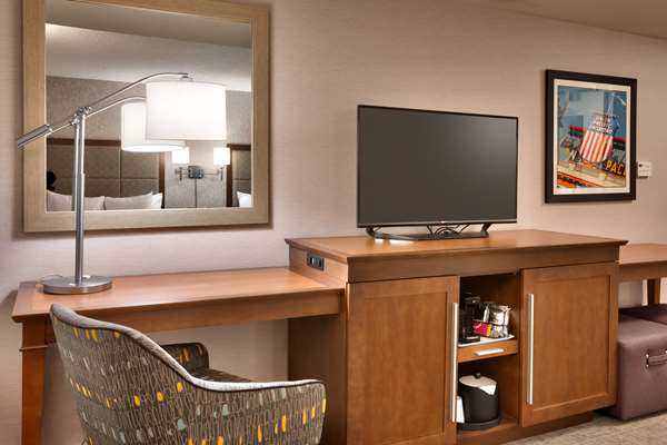  - Hampton Inn Downtown Salt Lake City - I-15 & I-80, Exits 306 & 307