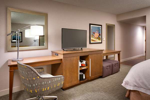  - Hampton Inn Downtown Salt Lake City - I-15 & I-80, Exits 306 & 307