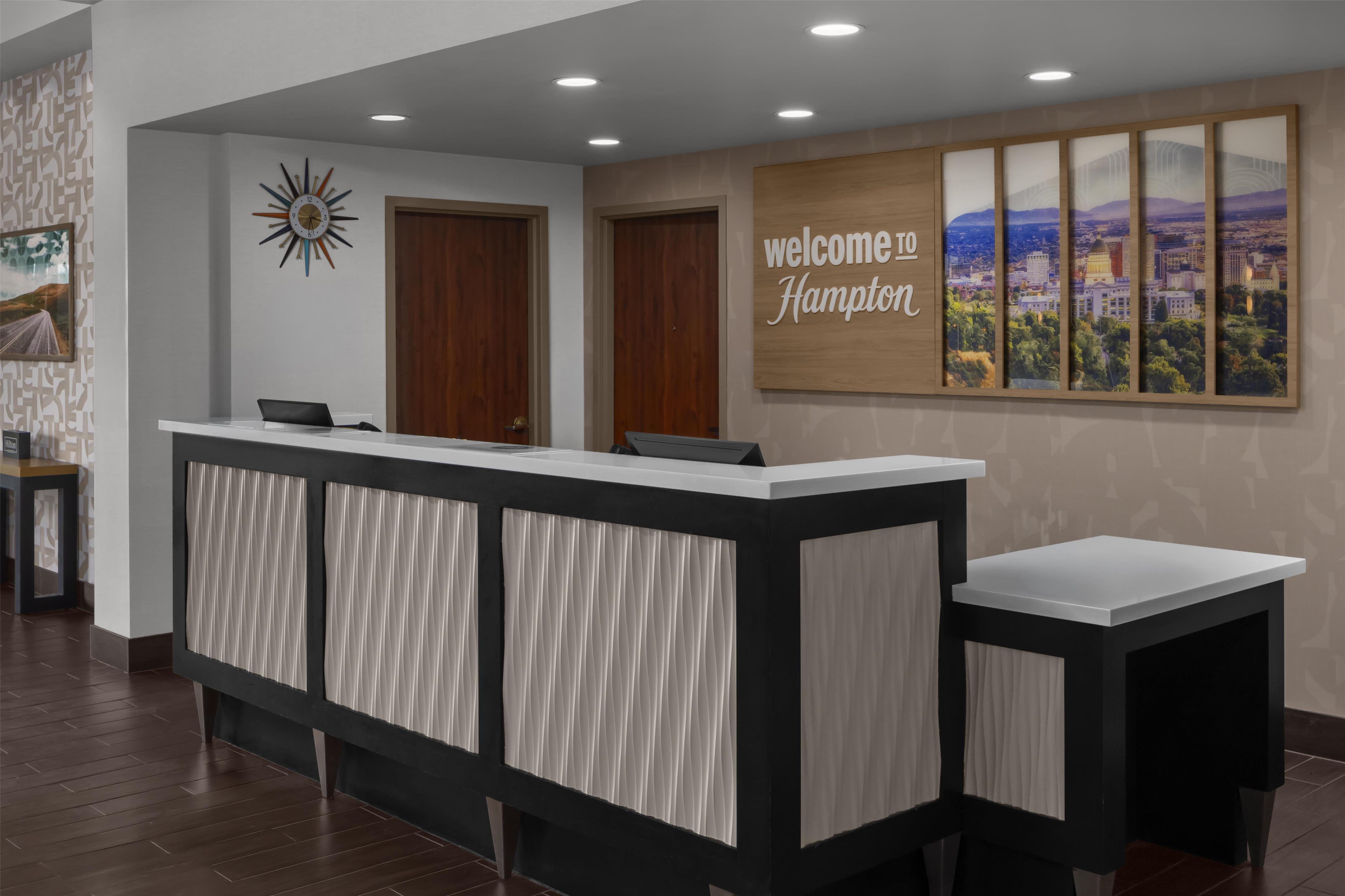 Reception | Hampton Inn Salt Lake City - Downtown