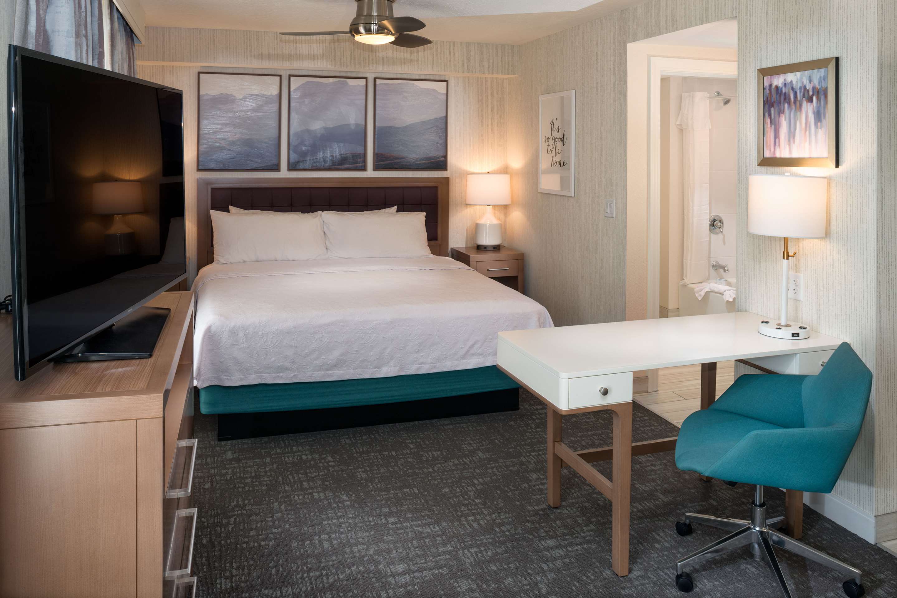 Guest room