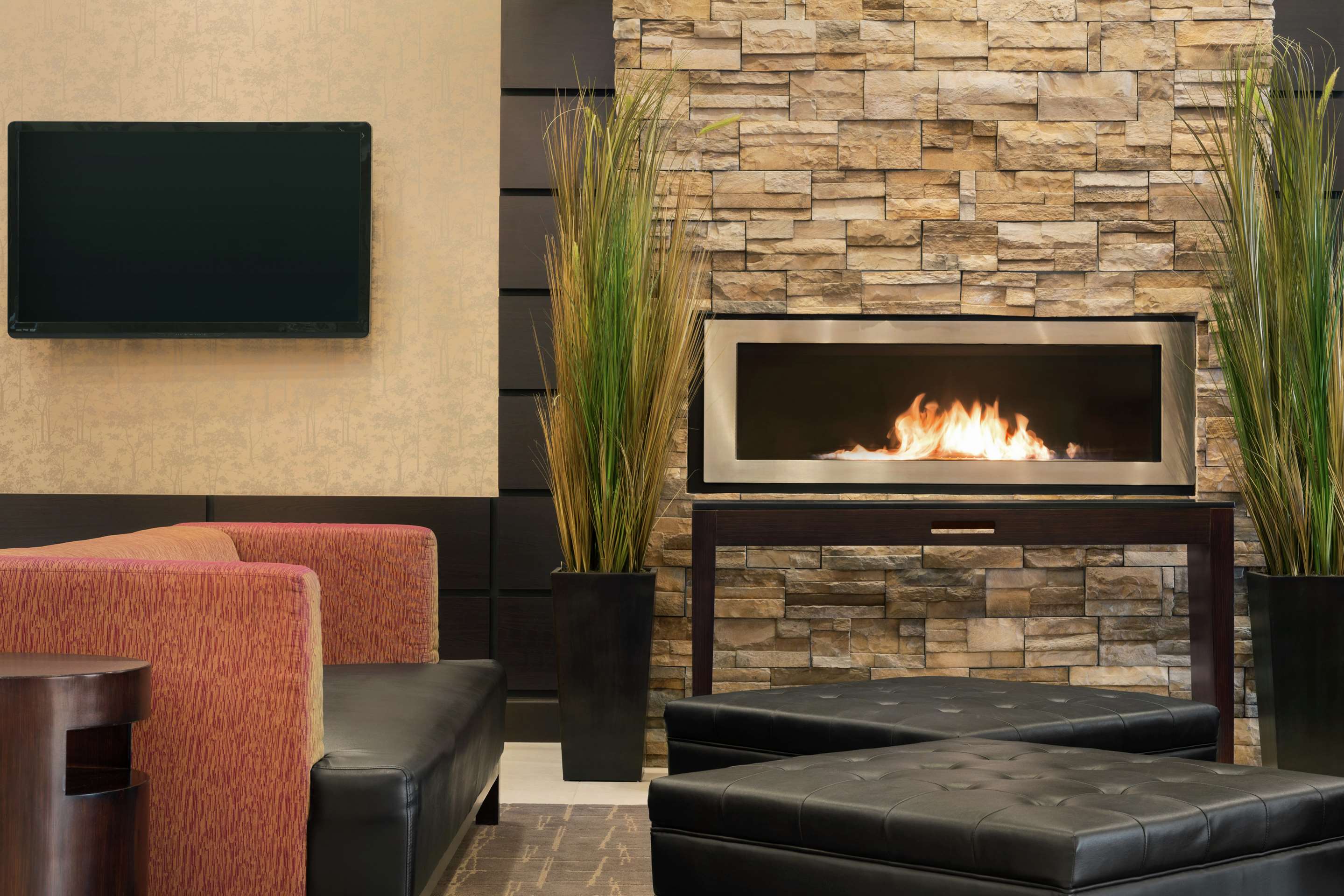 Lobby | Embassy Suites by Hilton Salt Lake West Valley City