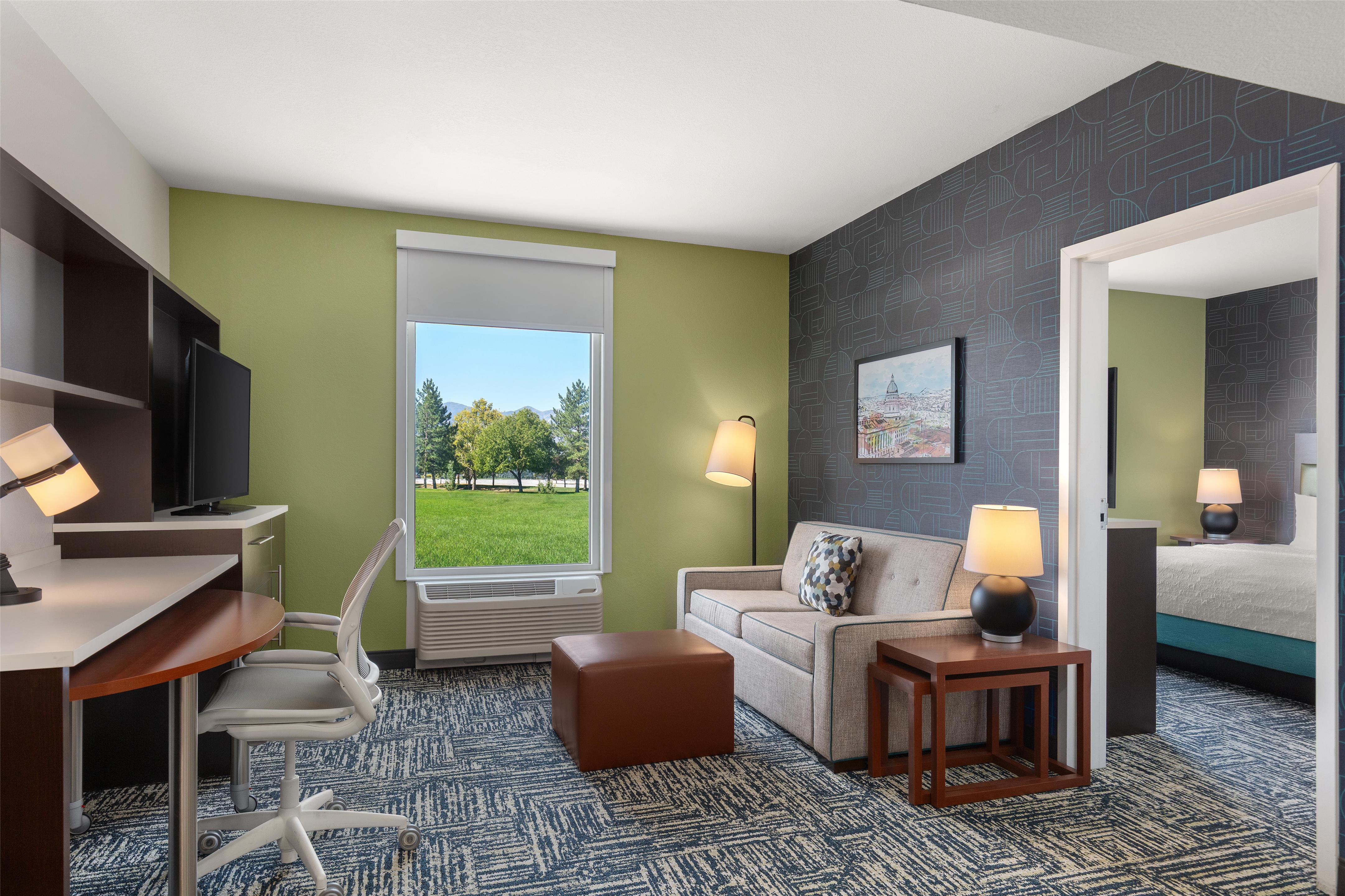 Guest room