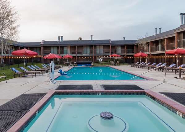 Pool - Yarrow Hotel Park City