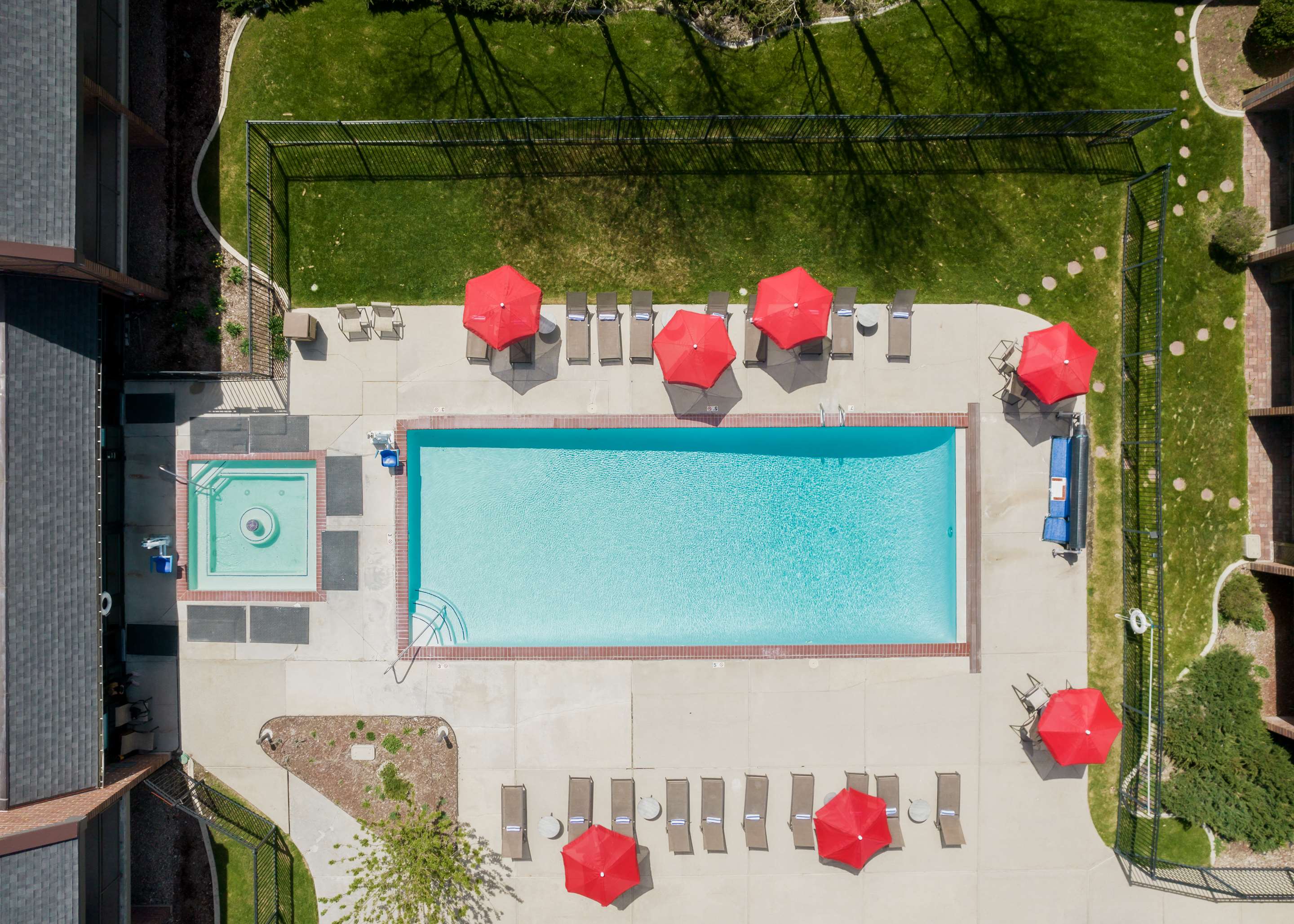 Pool | DoubleTree by Hilton Hotel Park City - The Yarrow