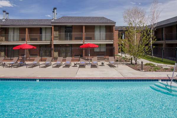 Pool - Yarrow Hotel Park City