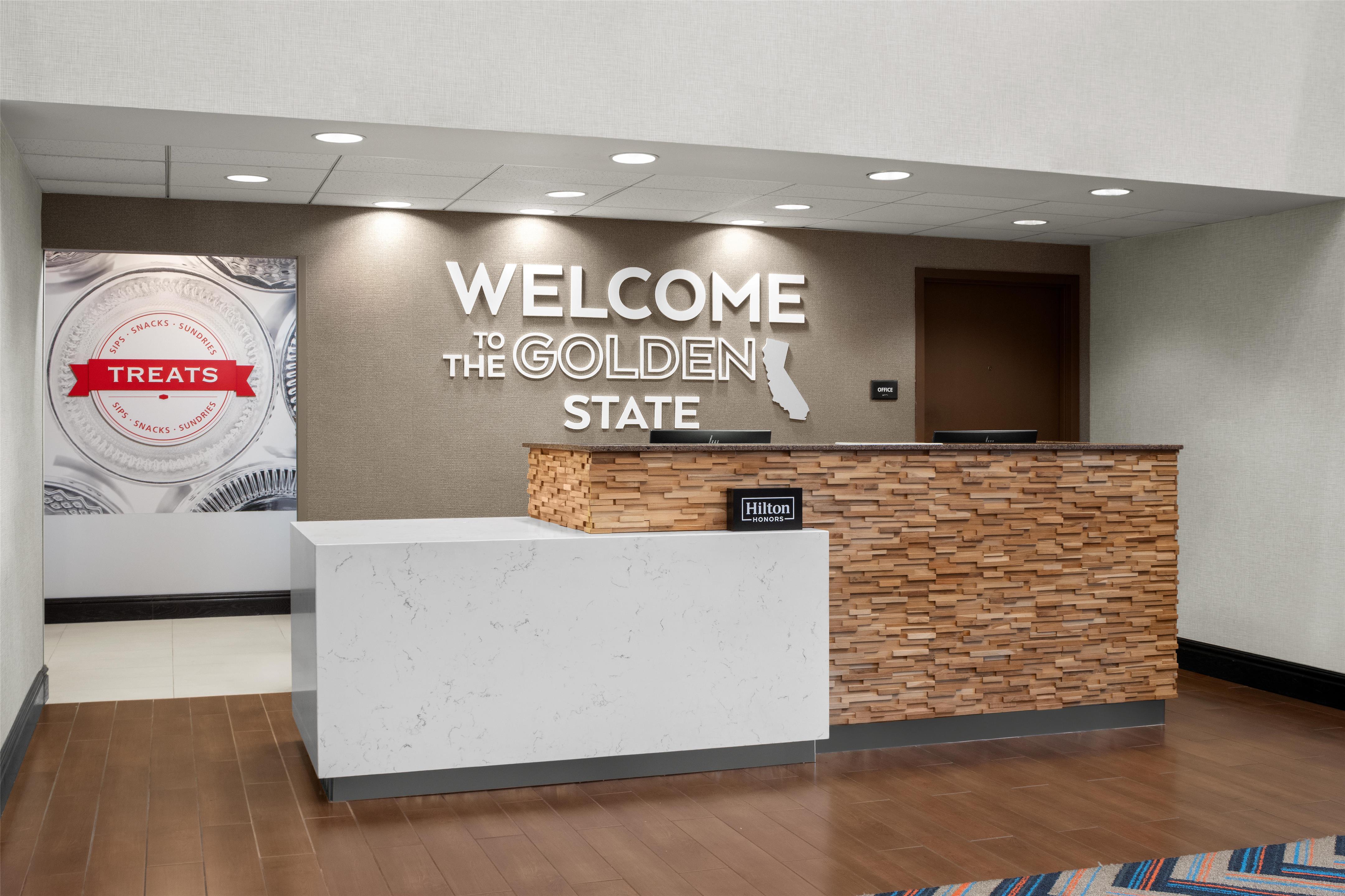 Reception | Hampton Inn & Suites Arroyo Grande/Pismo Beach Area, CA
