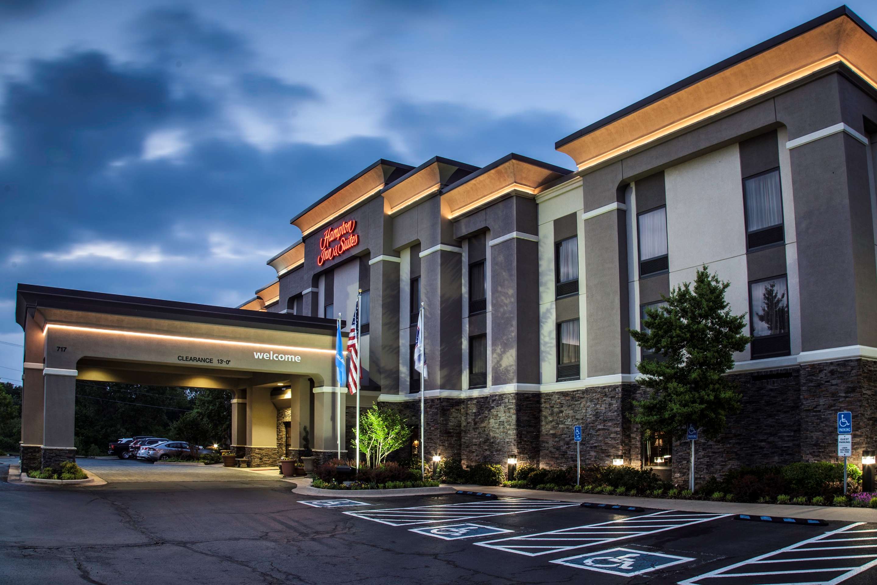 Exterior | Hampton Inn & Suites Stillwater