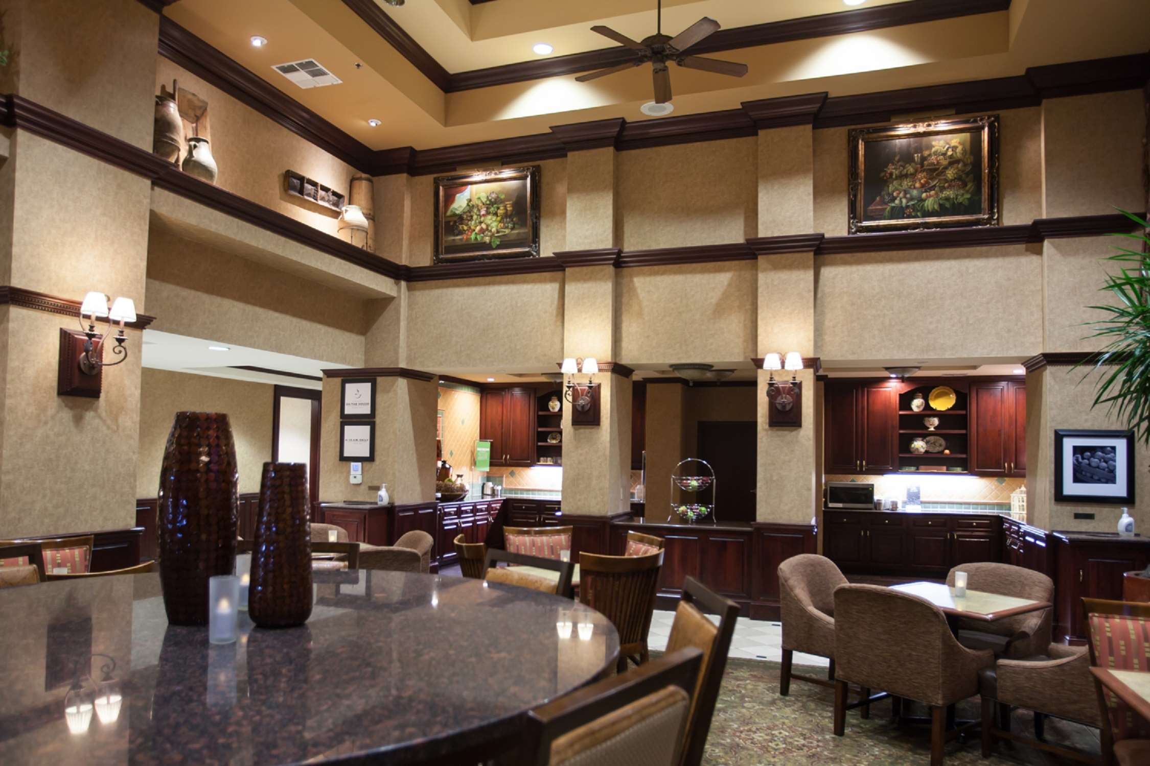 Restaurant | Hampton Inn & Suites Stillwater