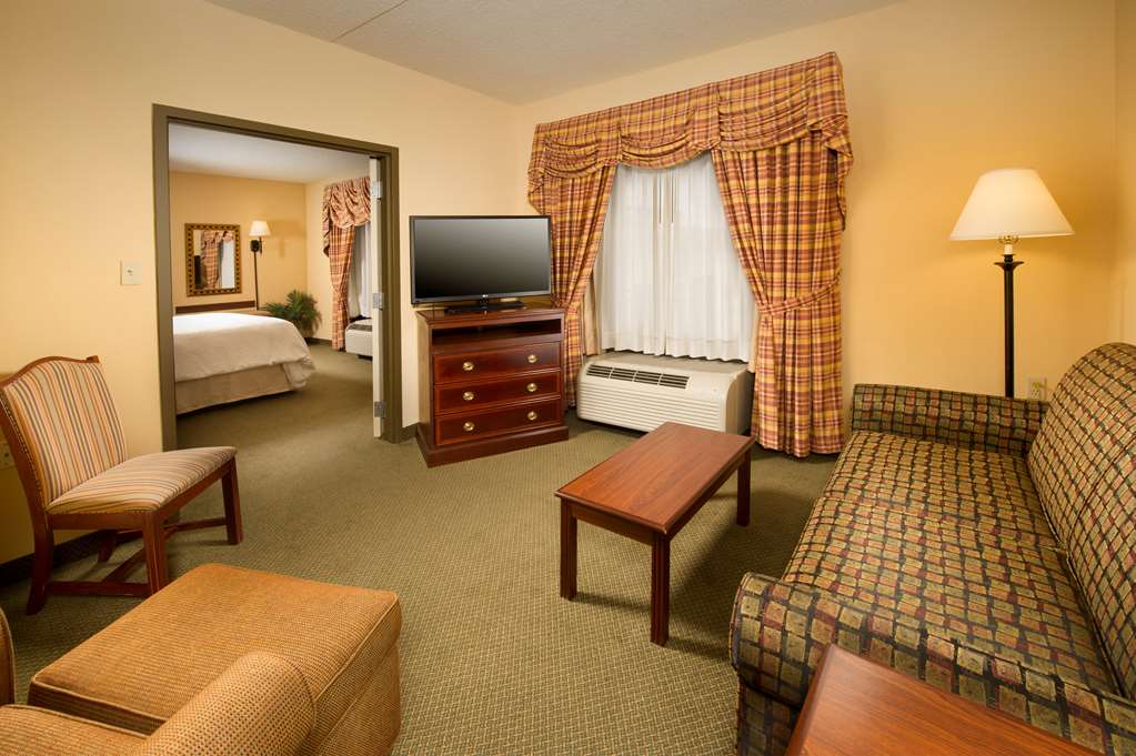 Hampton Inn & Suites - Stillwater - Tap to explore photos