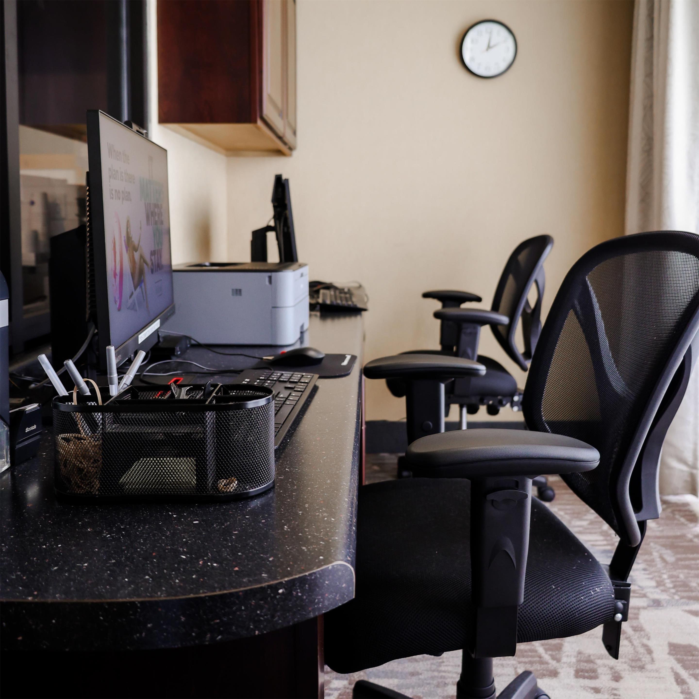 Business Center | Hampton Inn Somerset