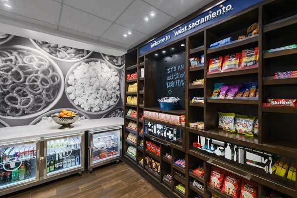 Restaurant - Hampton Inn & Suites West Sacramento - I-80, Exit 83