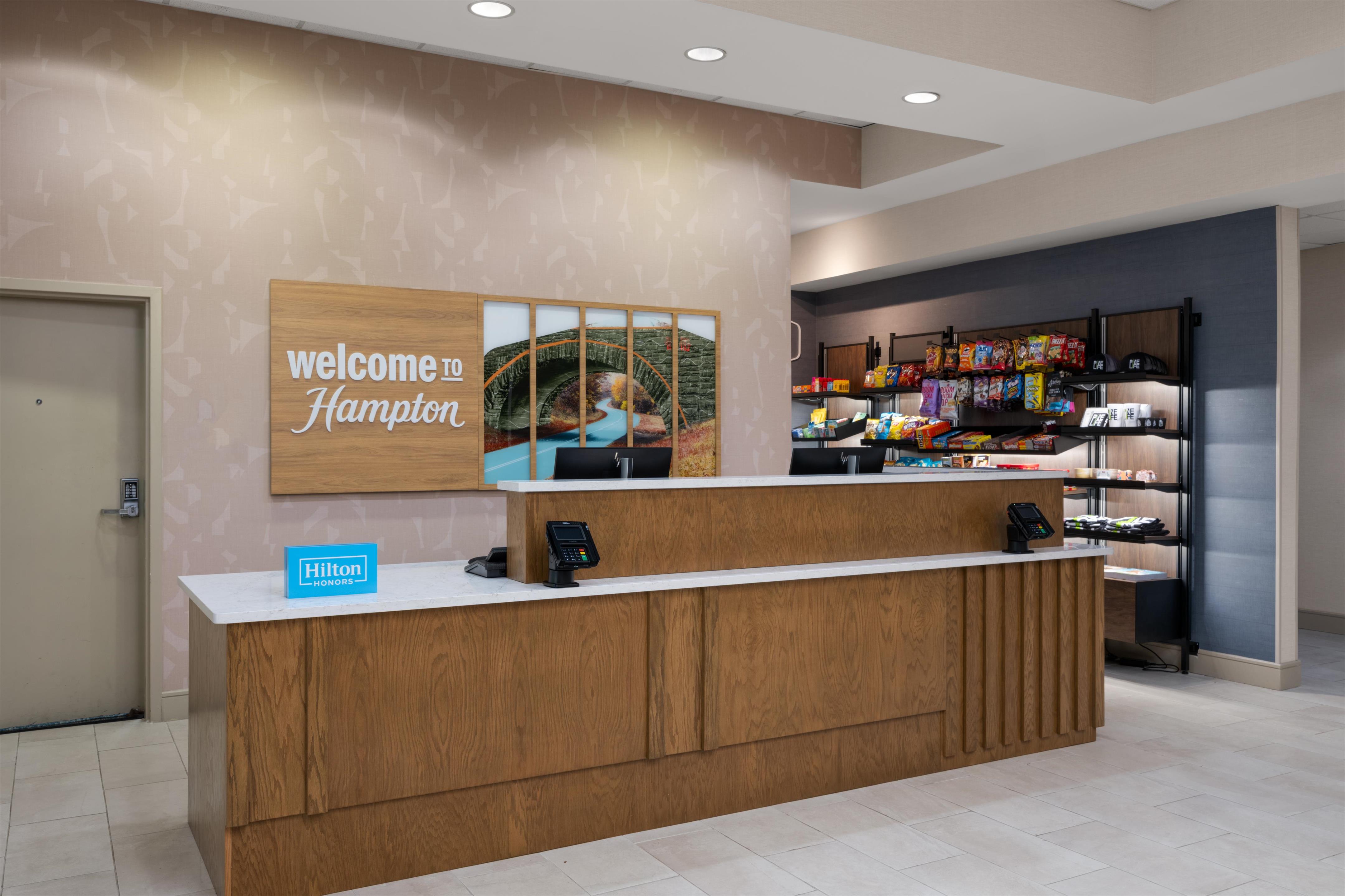 Reception | Hampton Inn & Suites Southern Pines-Pinehurst