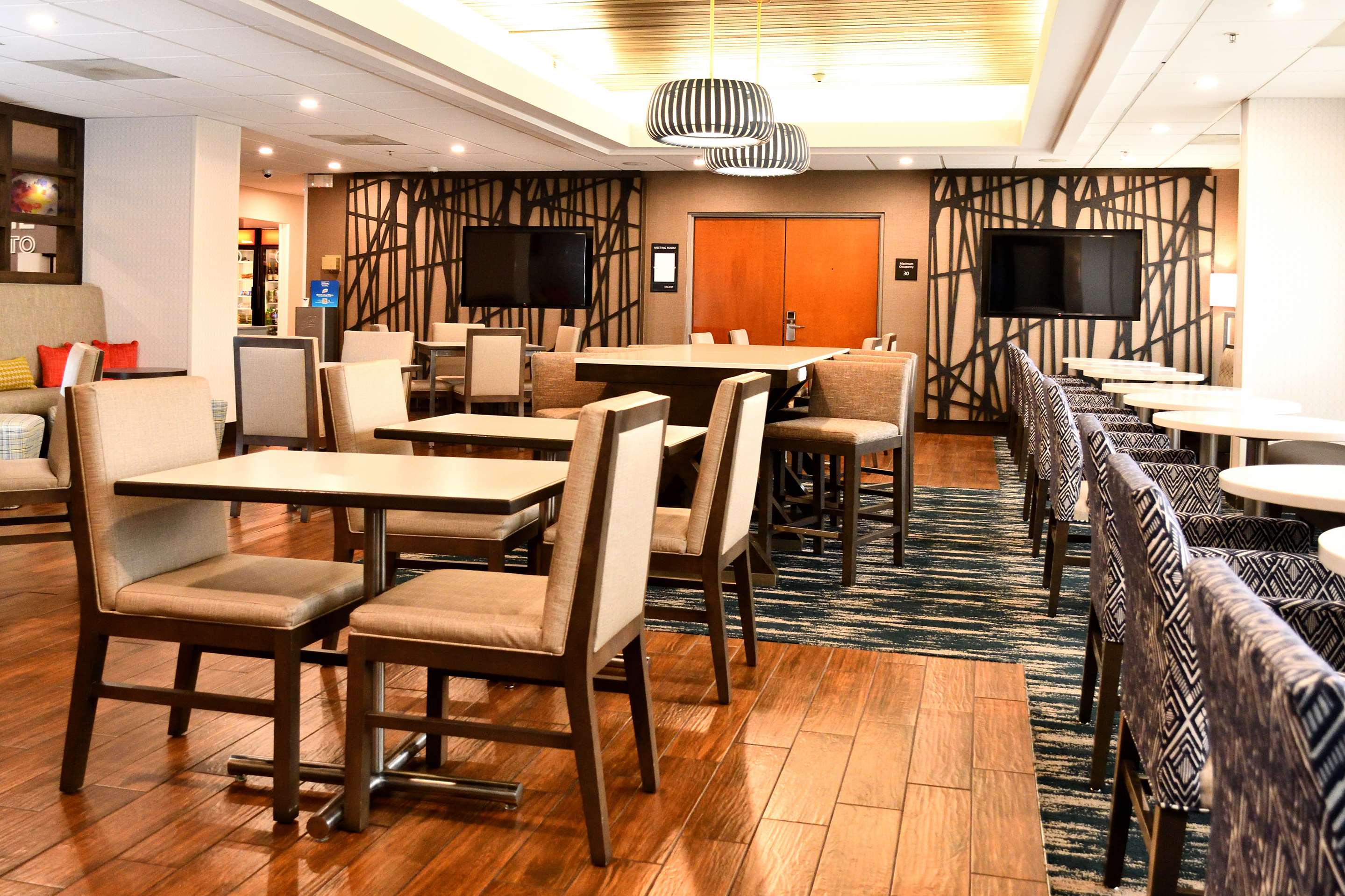 Breakfast Area | Hampton Inn Santee-I-95