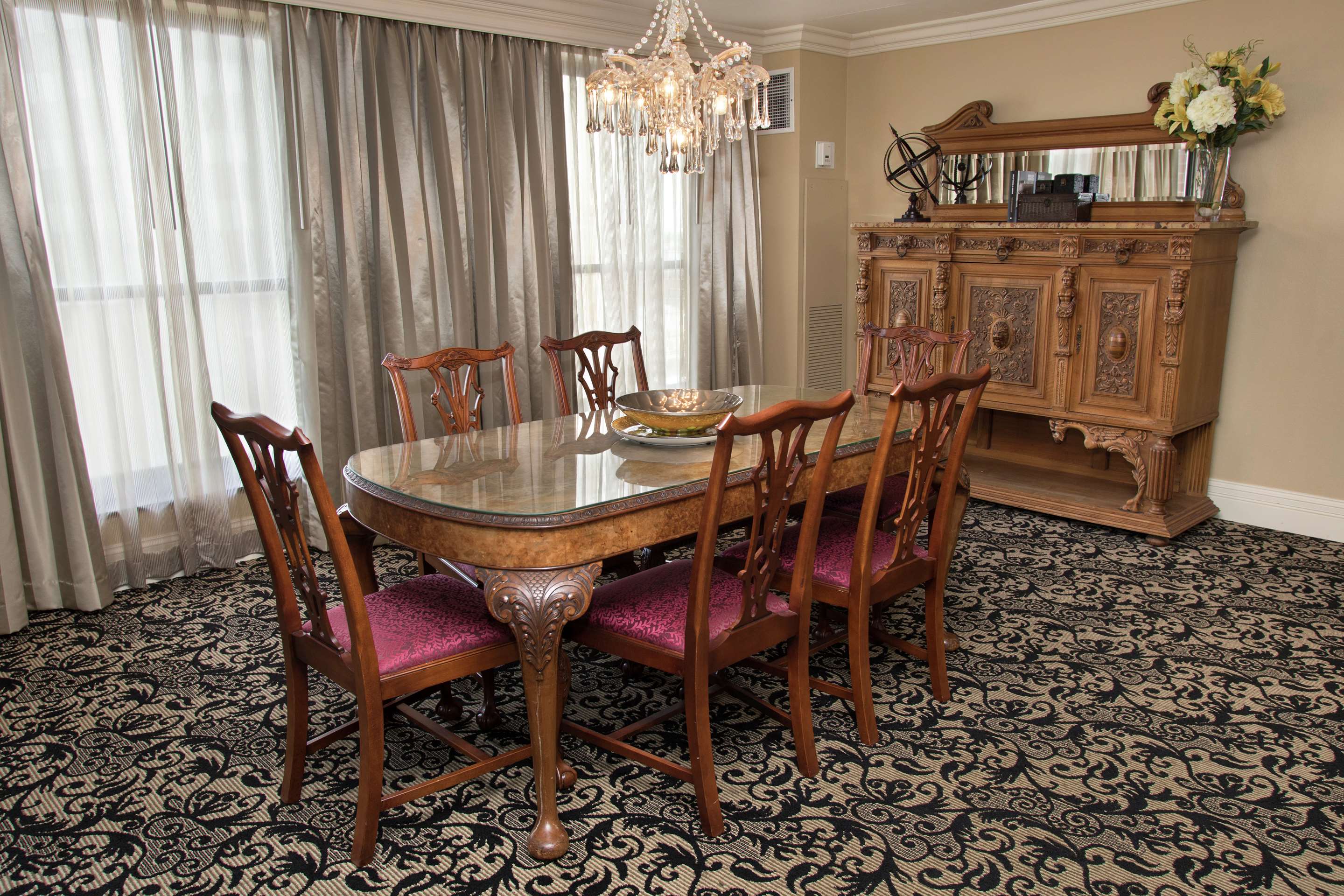 Guest room