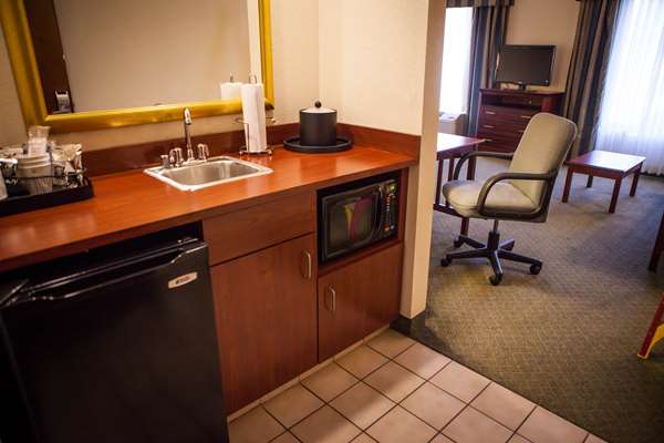  - Hampton Inn & Suites Southwest Springfield - I-72, Exit 93