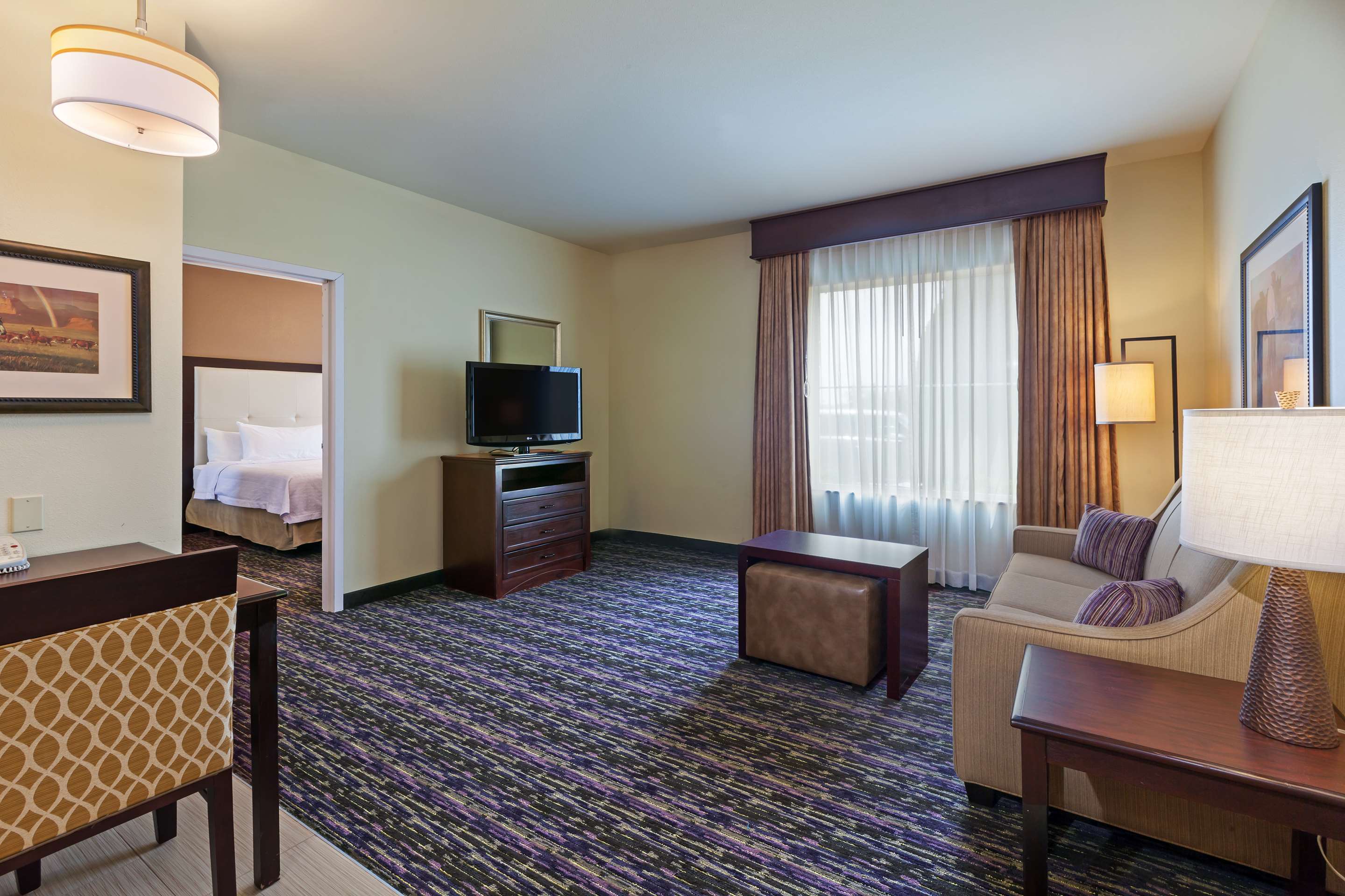 Guest room