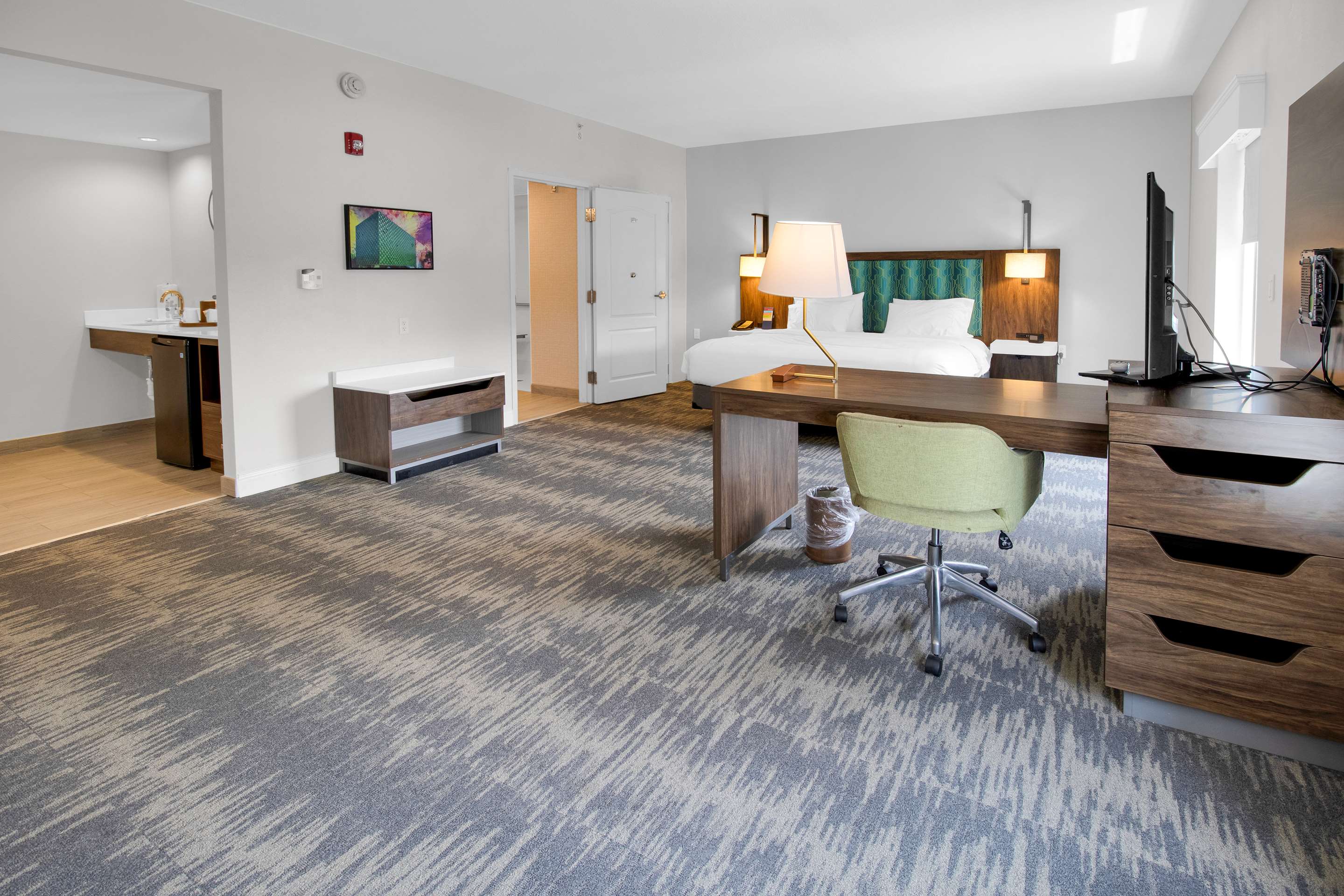 Guest room