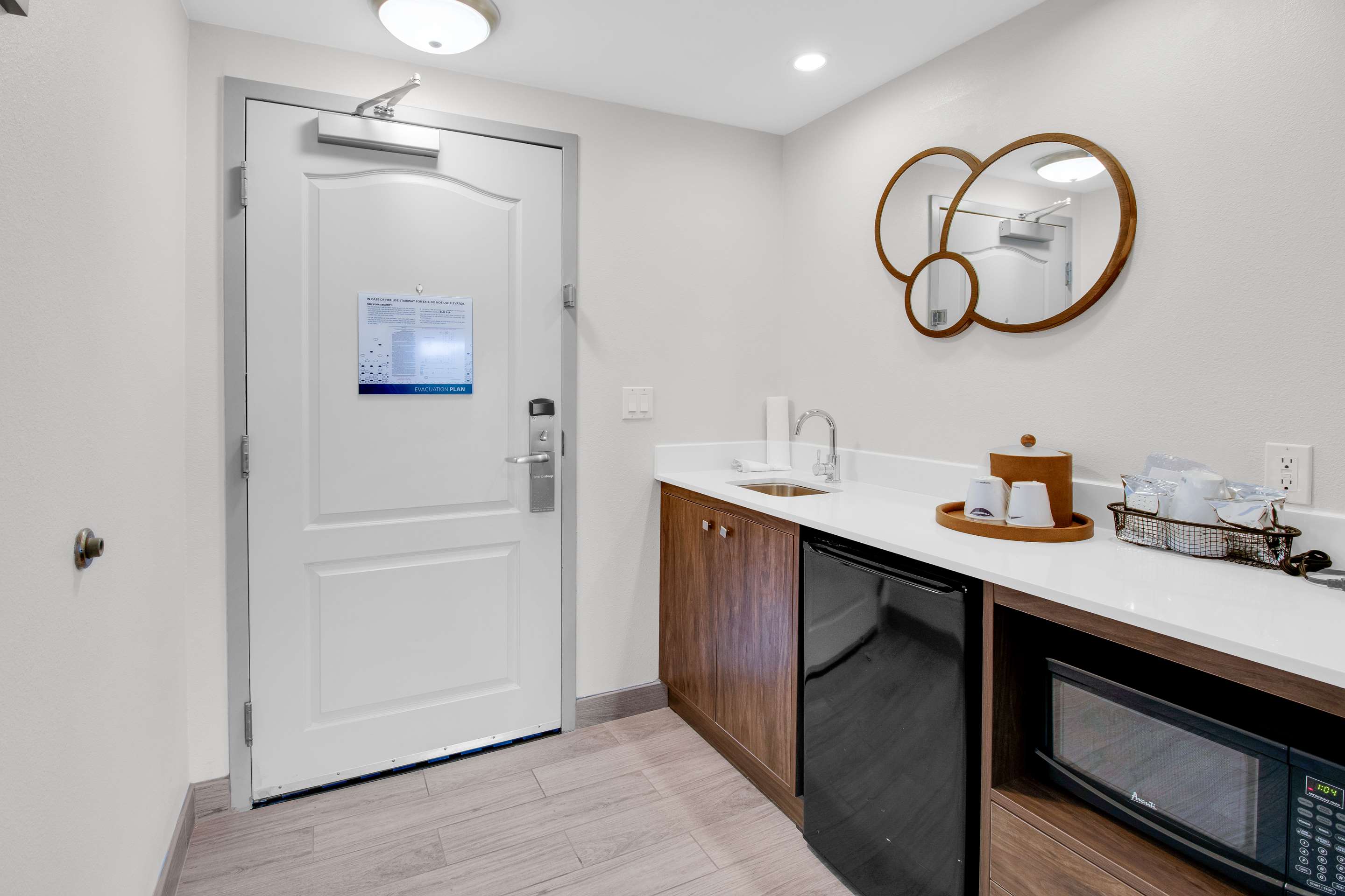 Guest room