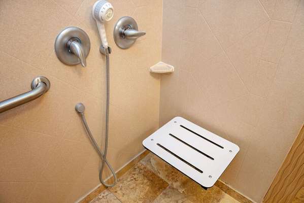  - Hampton Inn & Suites Downtown Bradenton