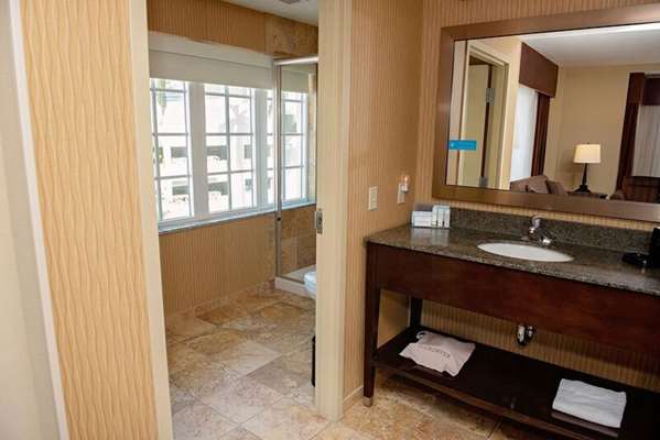  - Hampton Inn & Suites Downtown Bradenton