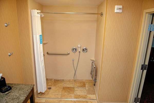  - Hampton Inn & Suites Downtown Bradenton