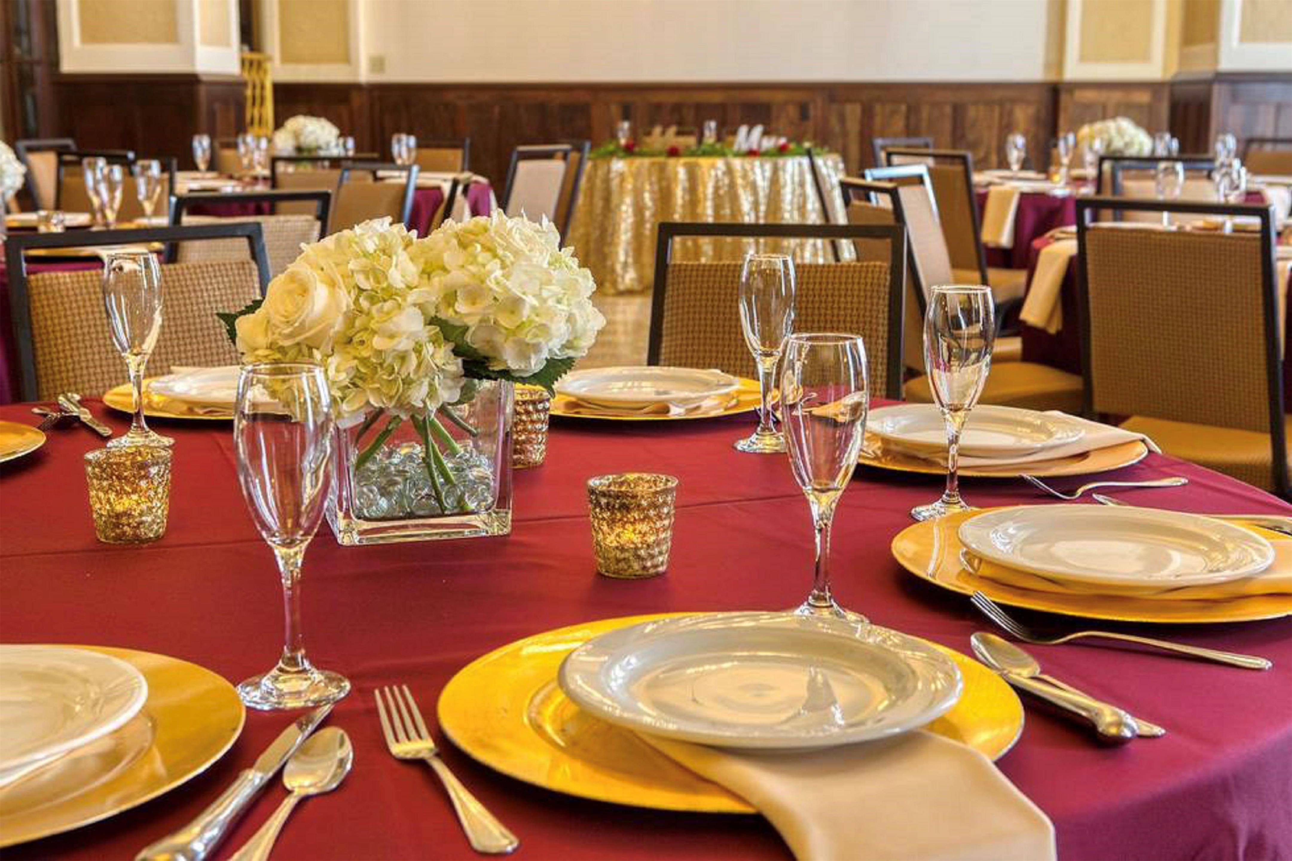 Meeting Room | Hampton Inn & Suites Bradenton Downtown Historic District