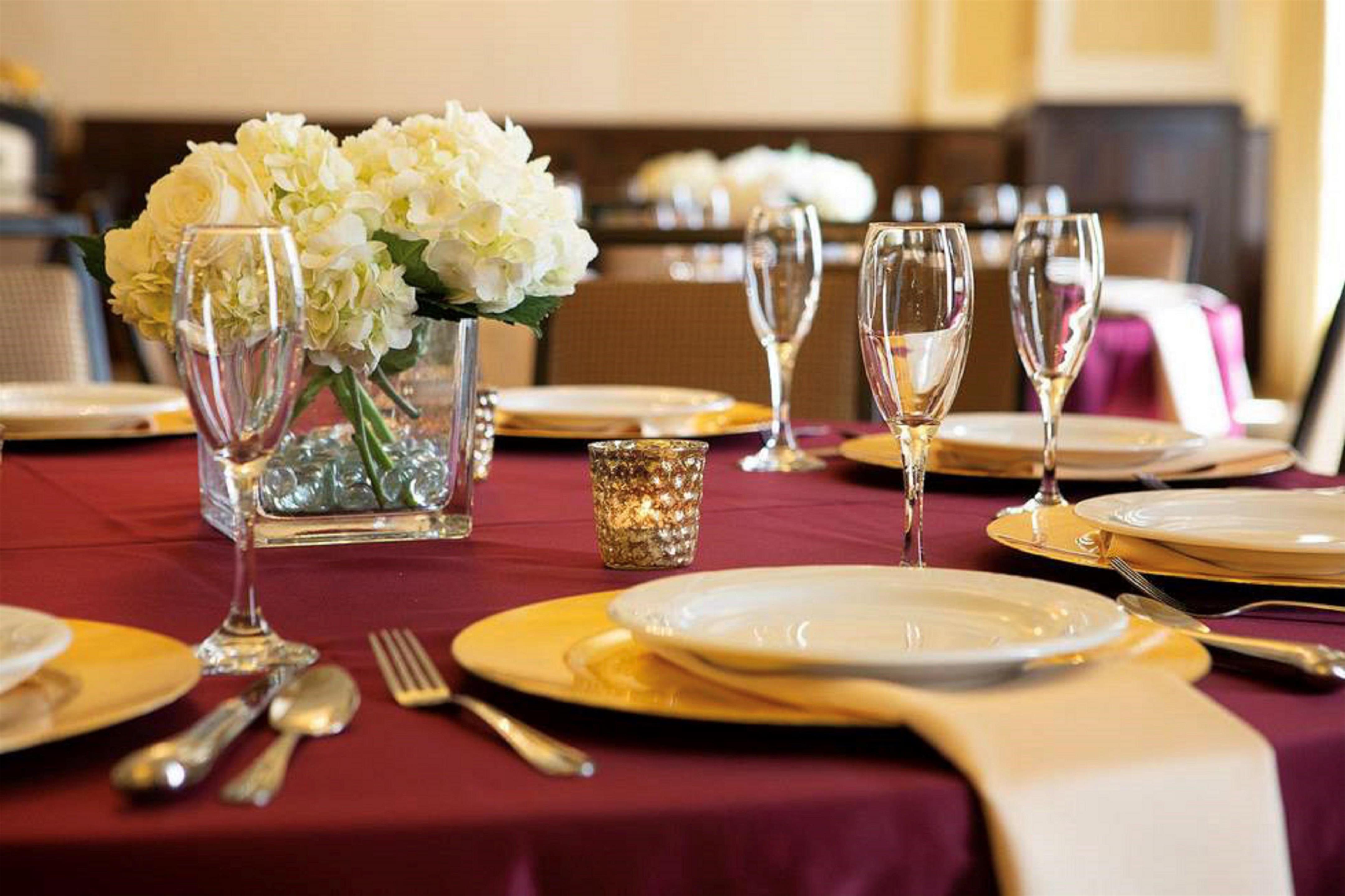 Meeting Room | Hampton Inn & Suites Bradenton Downtown Historic District
