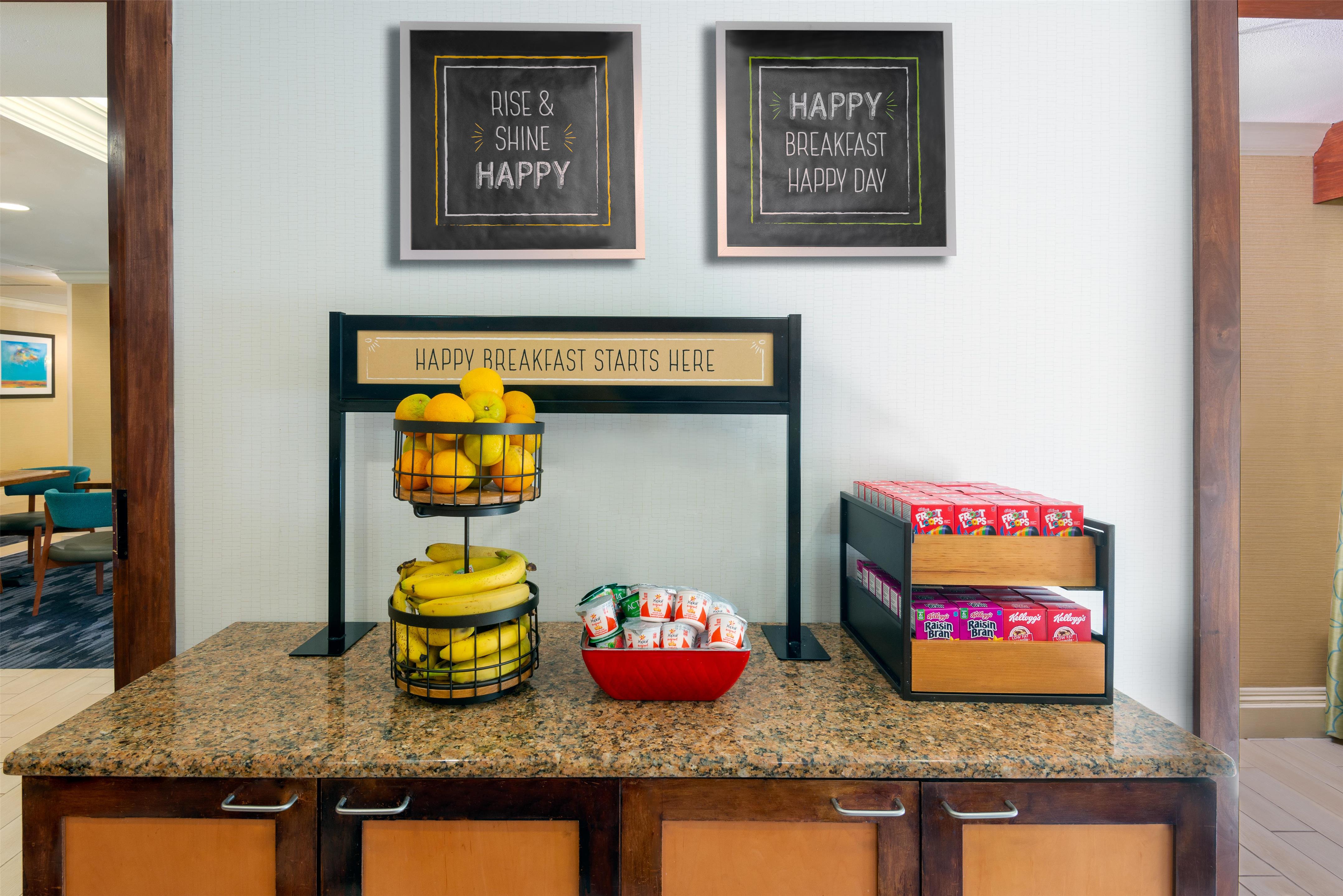 Breakfast Area | Hampton Inn Ellenton/Bradenton