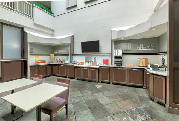 Amenities - Hampton Inn Santa Cruz