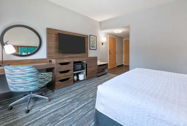  - Hampton Inn Santa Cruz