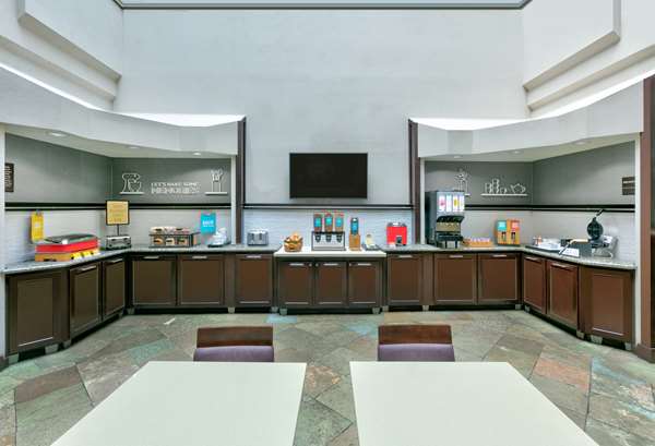 Amenities - Hampton Inn Santa Cruz