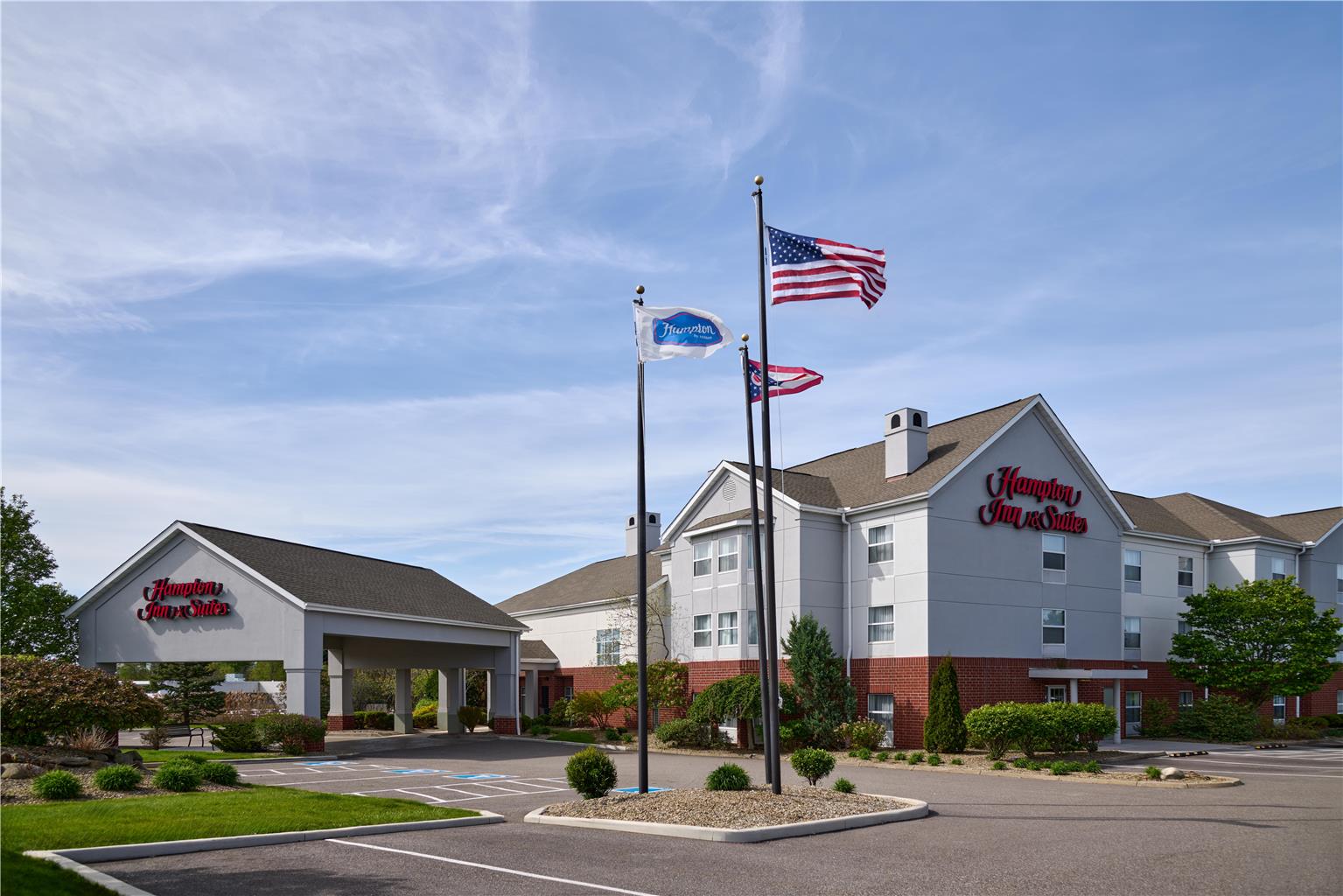 Hampton Inn & Suites Cleveland Southeast